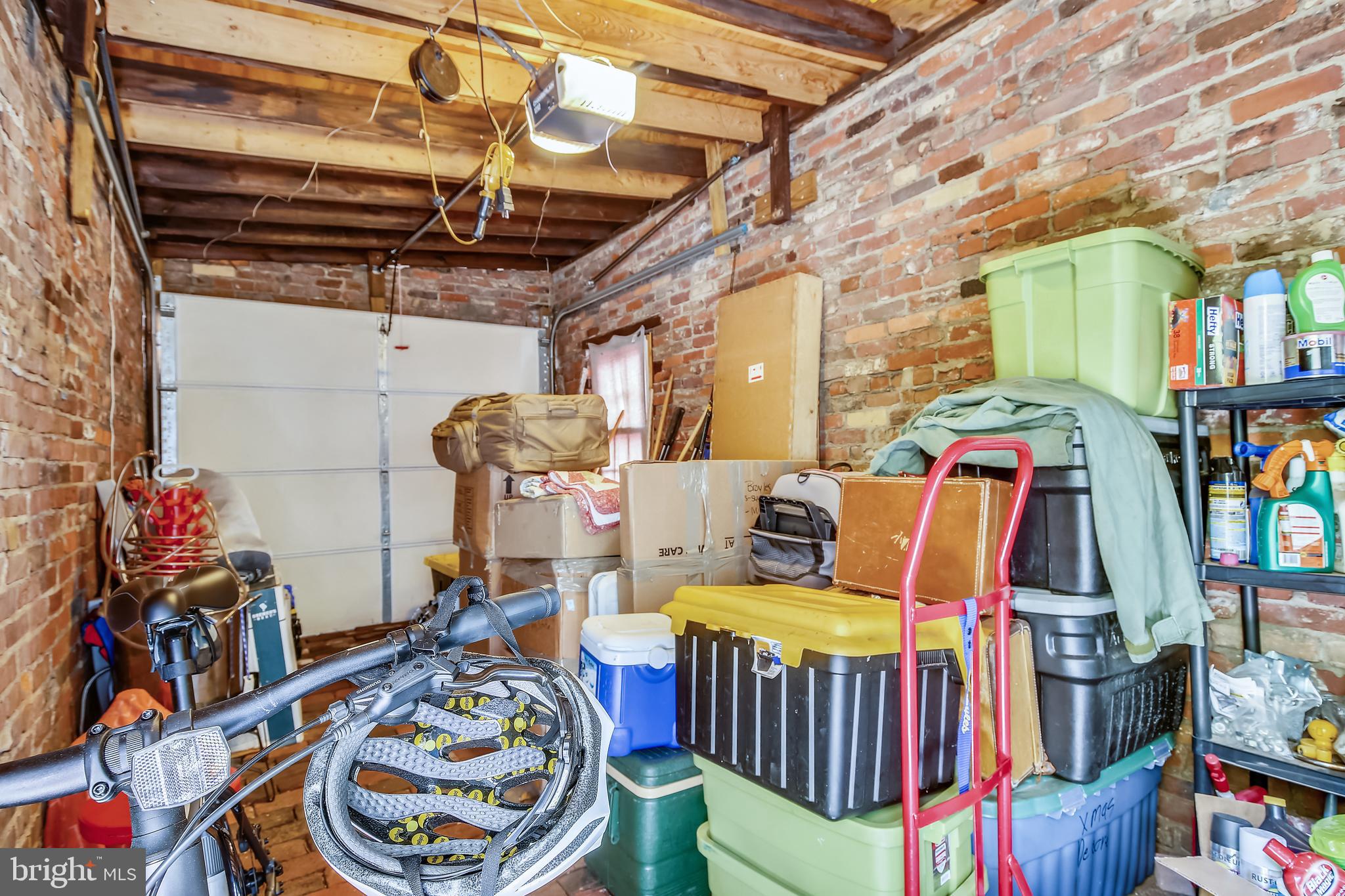 OLD TOWN ALEXANDRIA - Residential Income