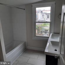 KENSINGTON - Residential Lease