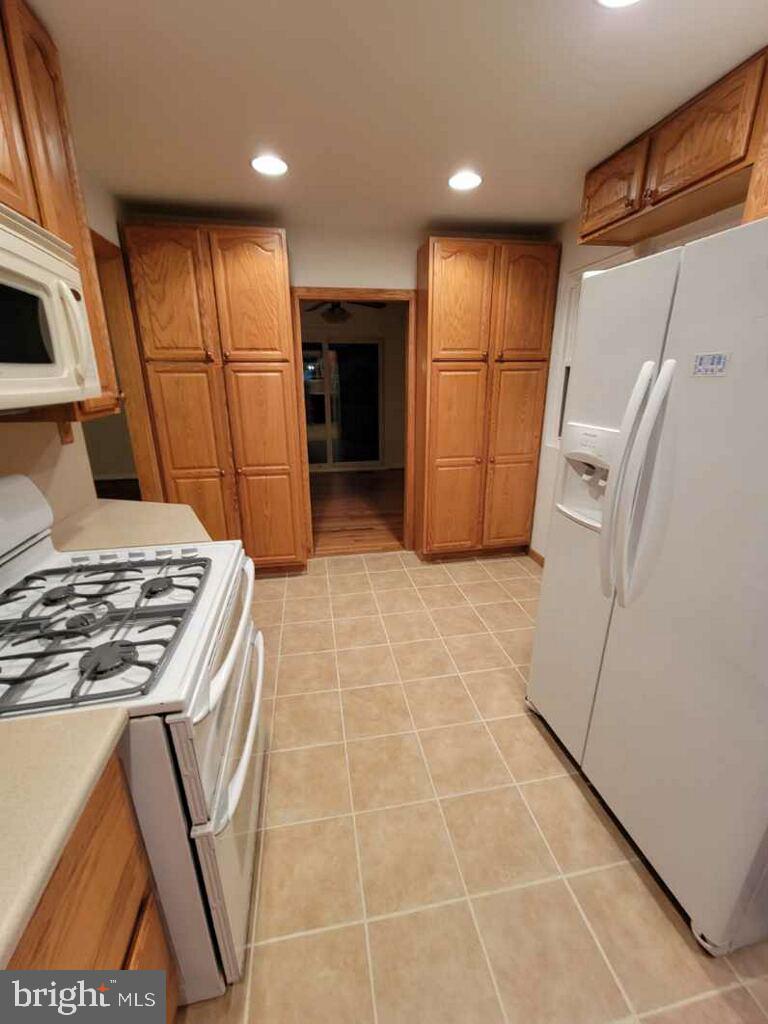 BLACKTHORN - Residential