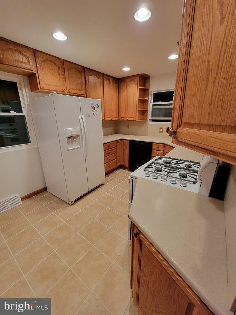 BLACKTHORN - Residential