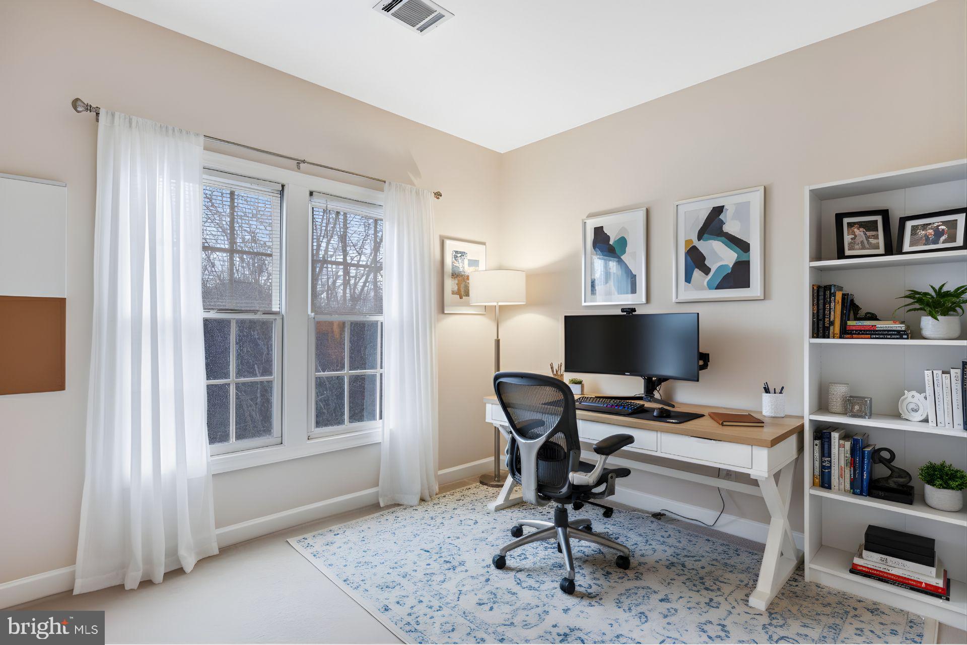 SOUTH RIDING - Residential