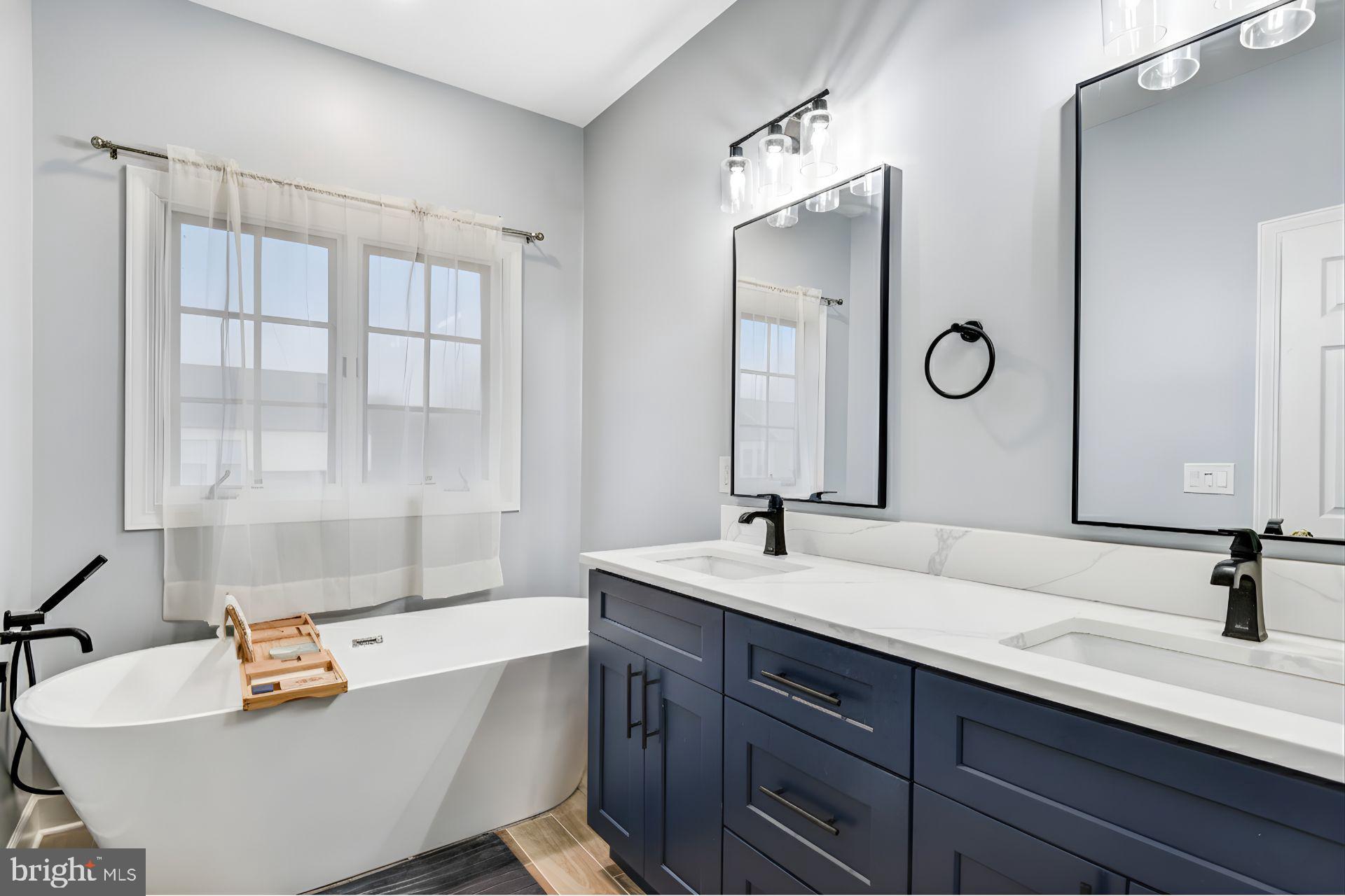 SOUTH RIDING - Residential