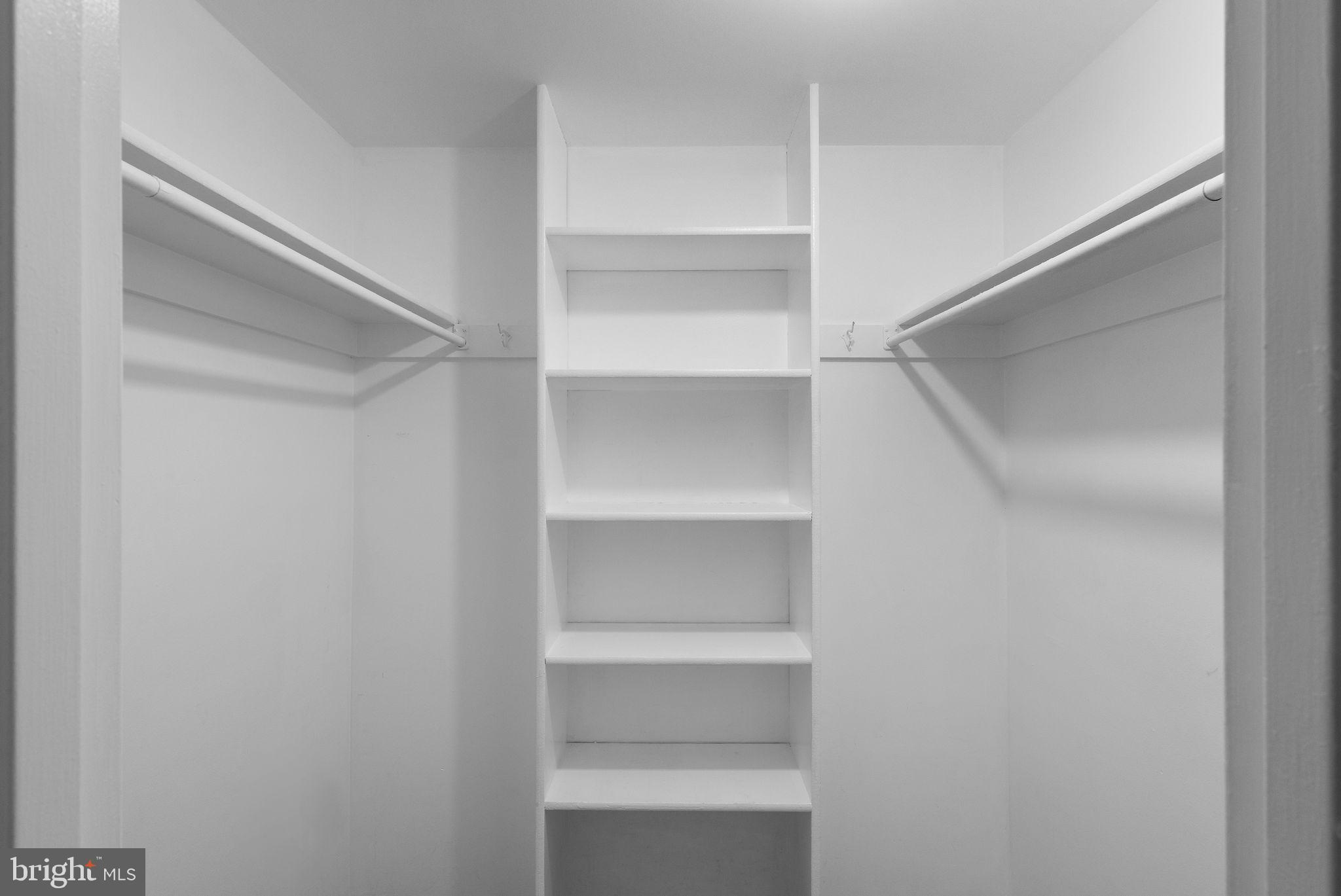 SHADOWOOD - Residential