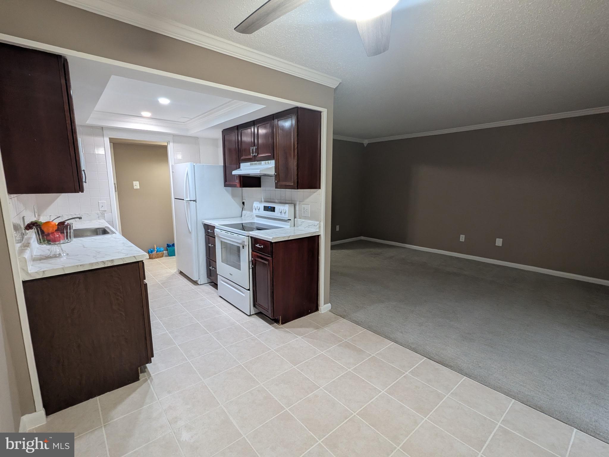 SHADOWOOD - Residential