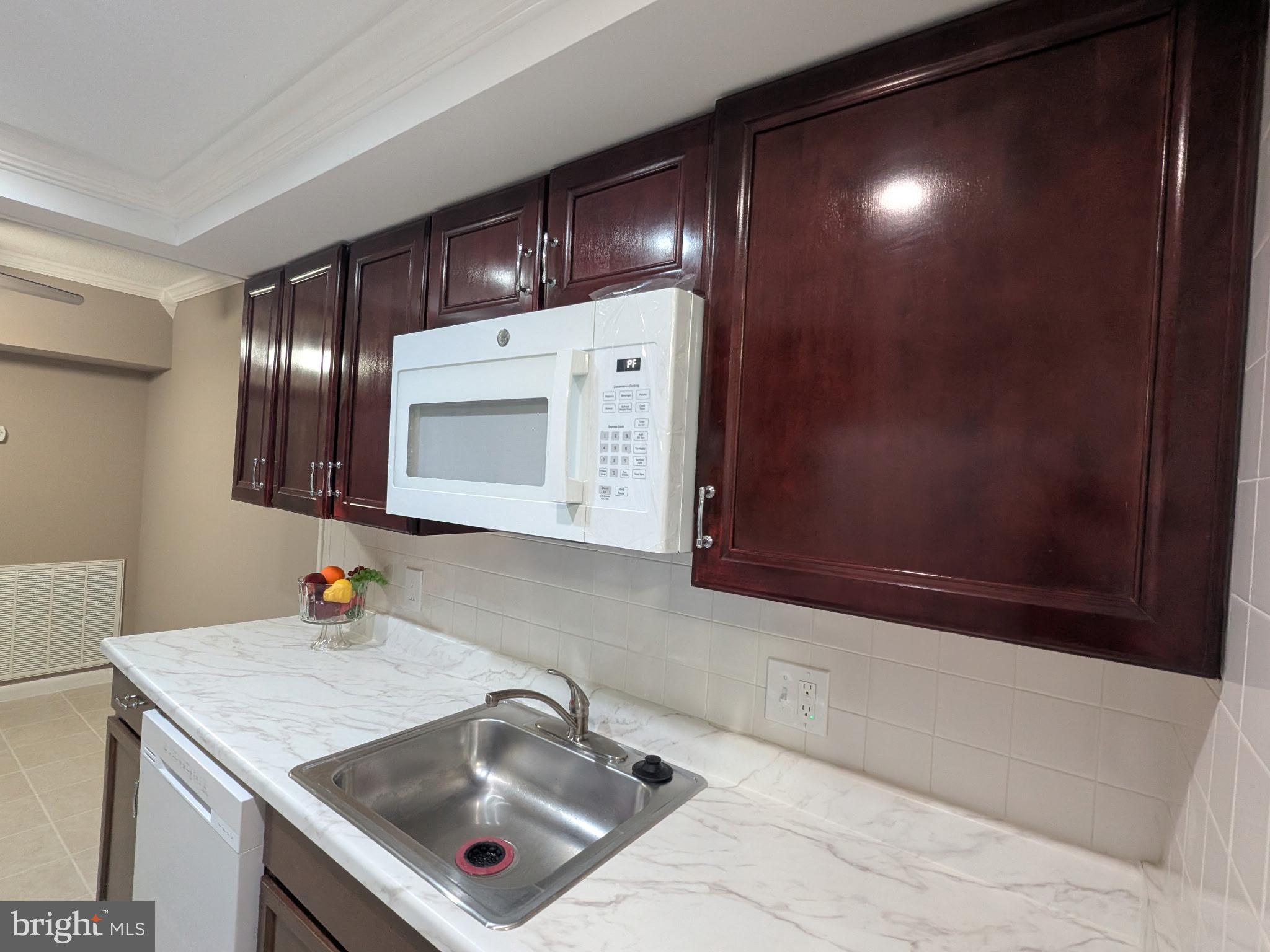 SHADOWOOD - Residential