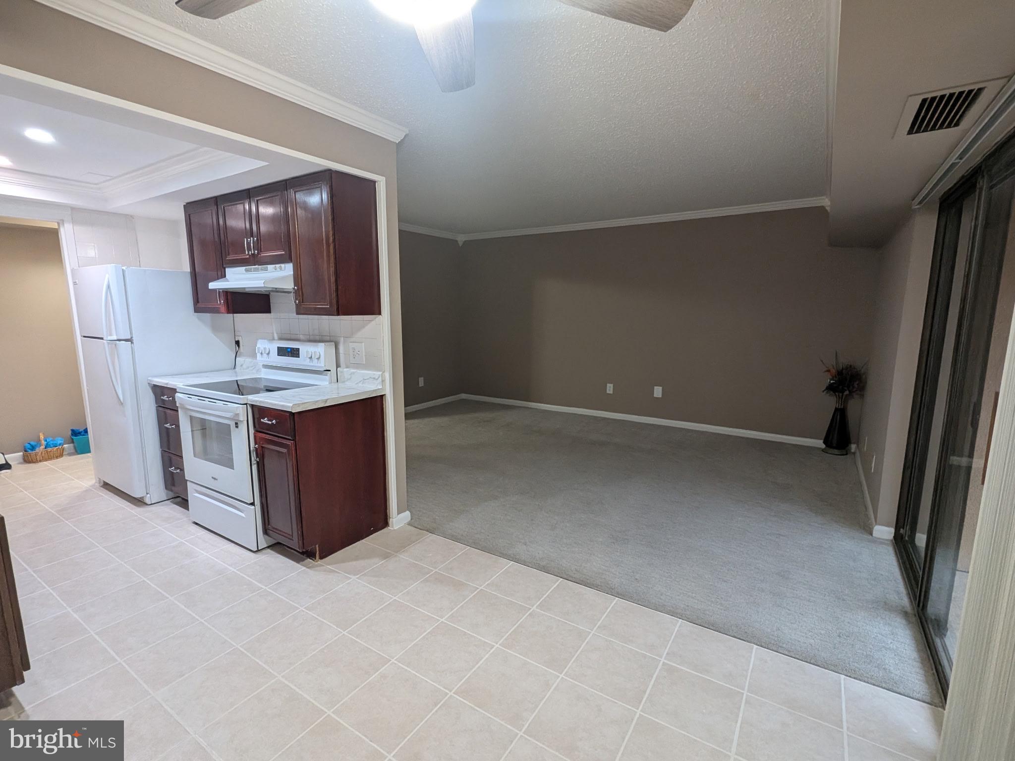 SHADOWOOD - Residential