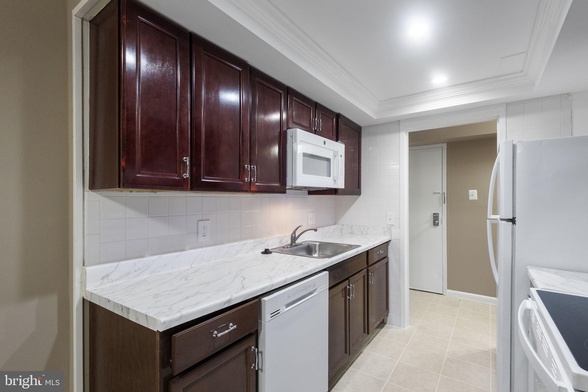 SHADOWOOD - Residential