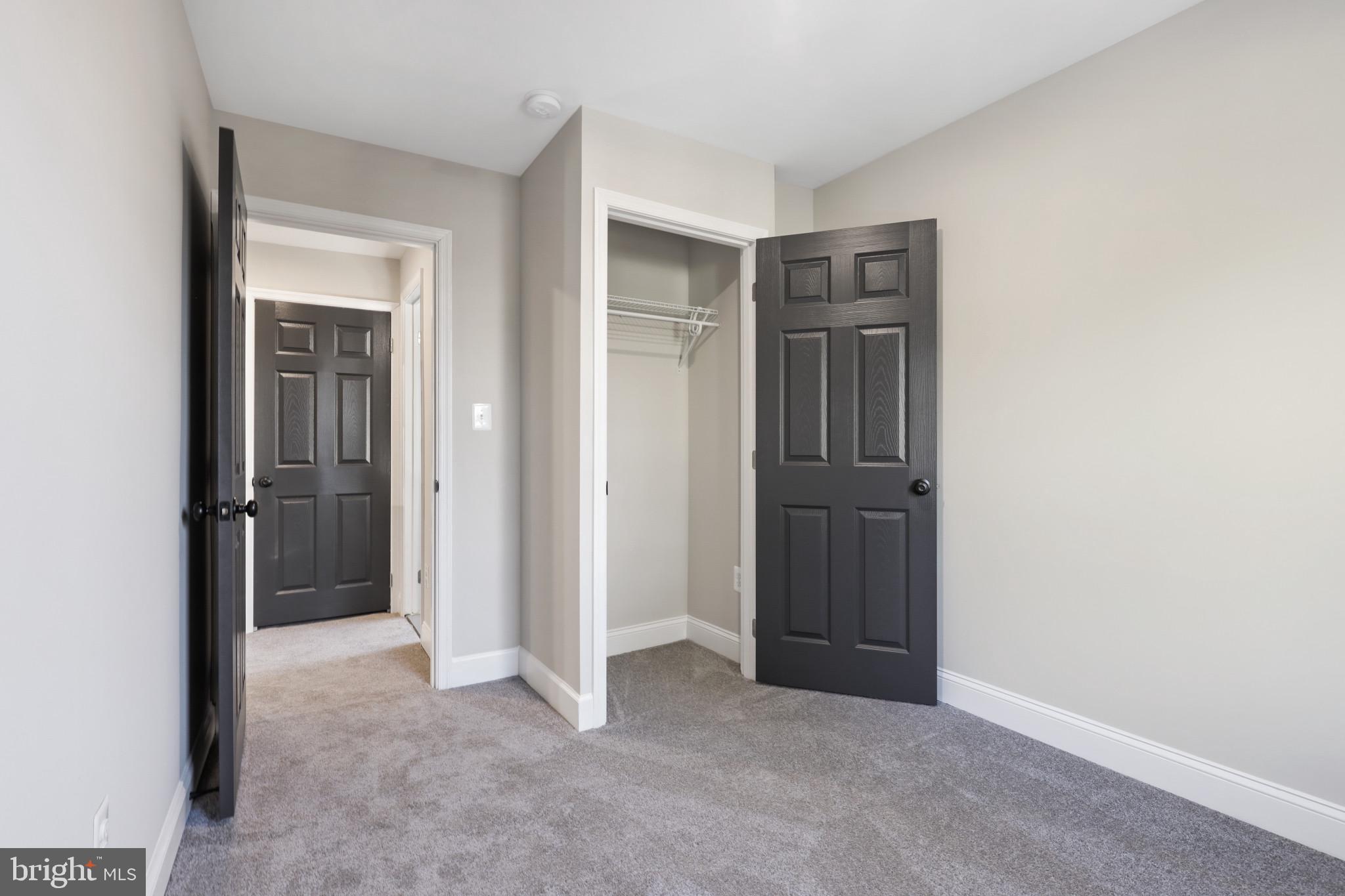 HOES HEIGHTS - Residential