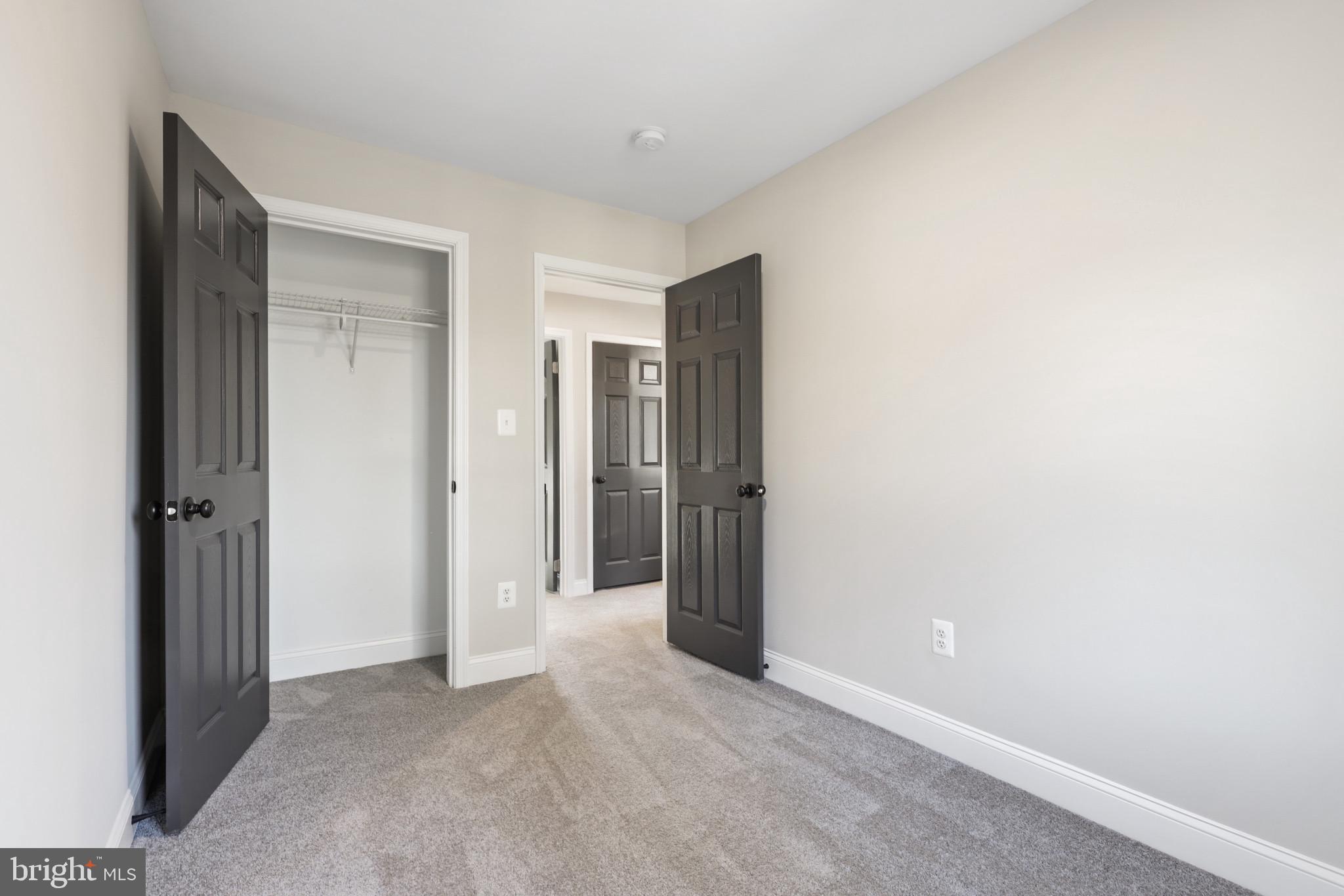 HOES HEIGHTS - Residential