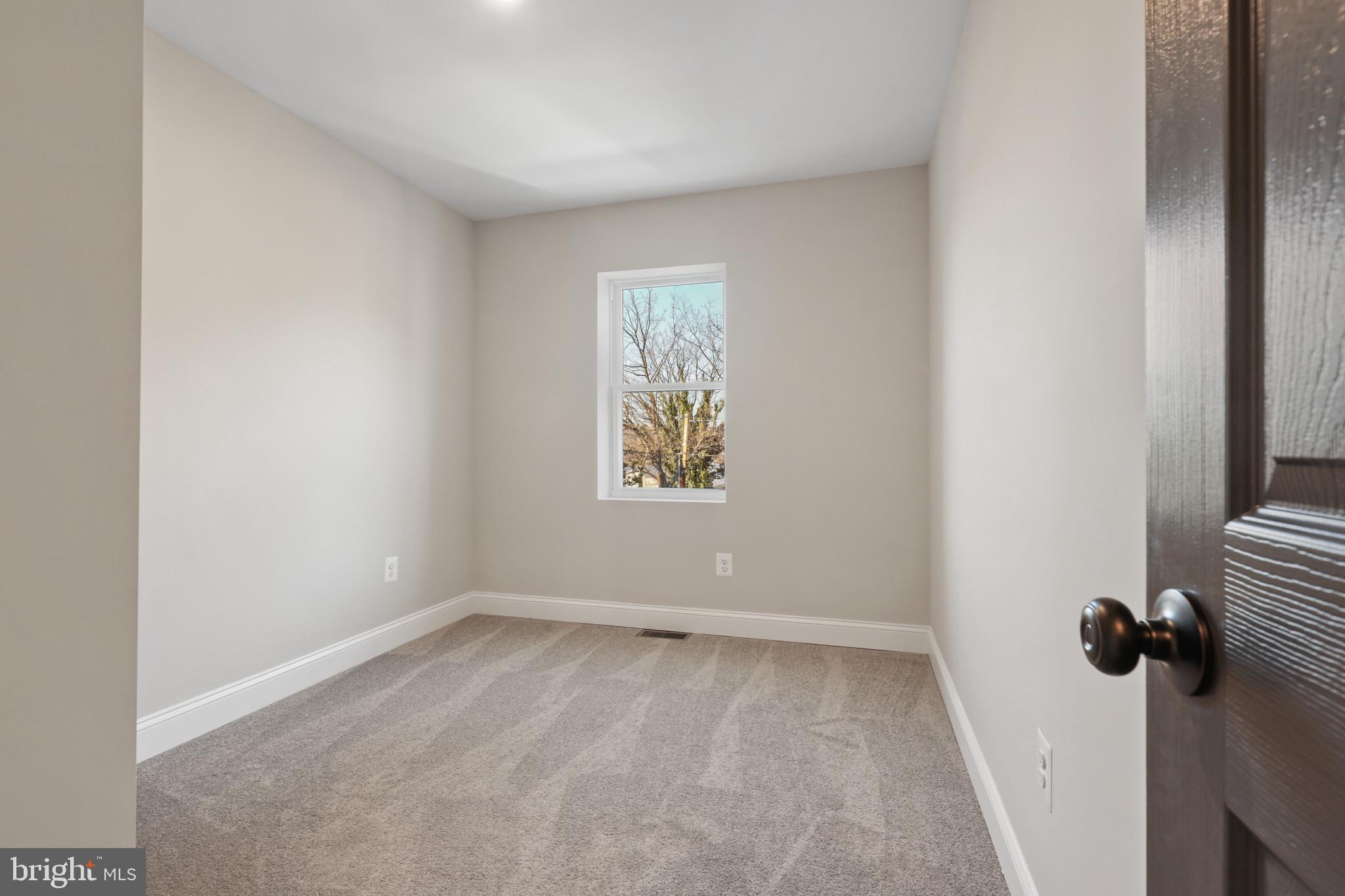 HOES HEIGHTS - Residential