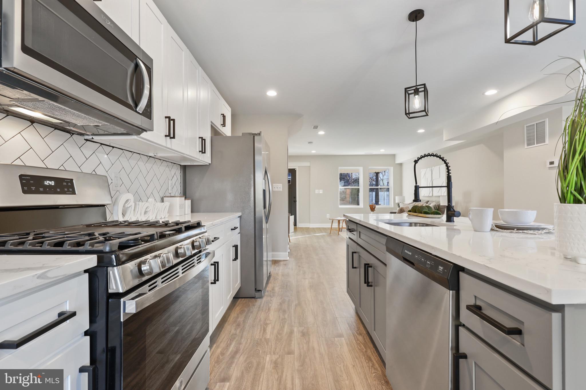 HOES HEIGHTS - Residential