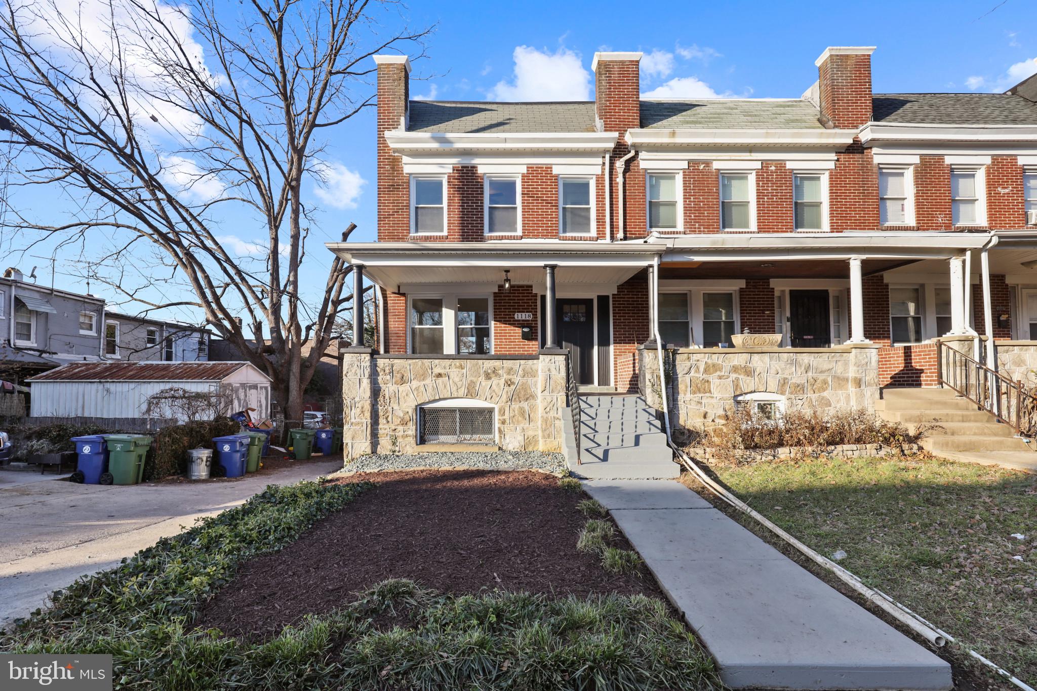 HOES HEIGHTS - Residential