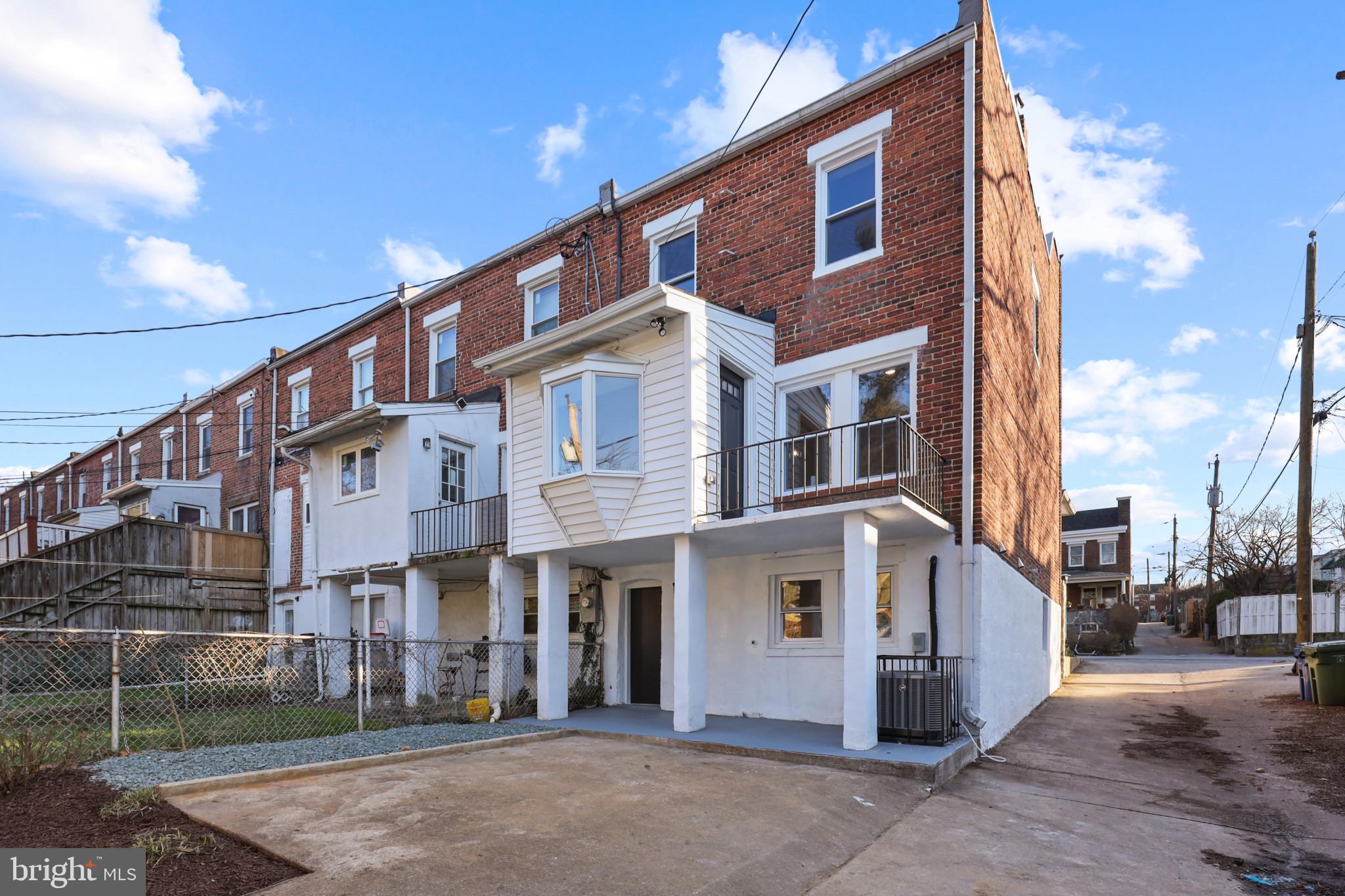 HOES HEIGHTS - Residential