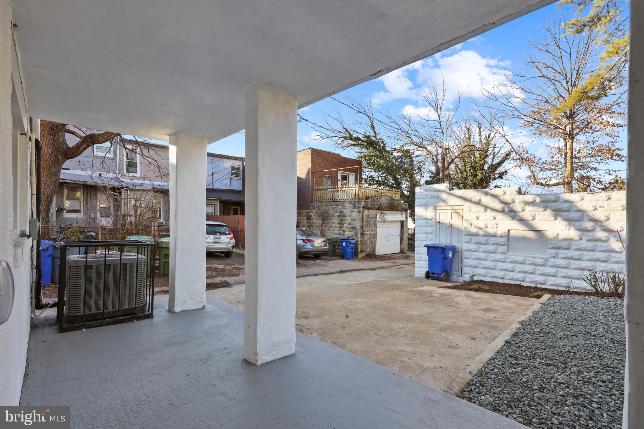 HOES HEIGHTS - Residential