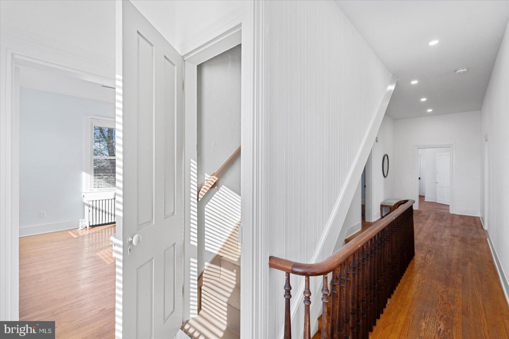 MAPLE HILL - Residential