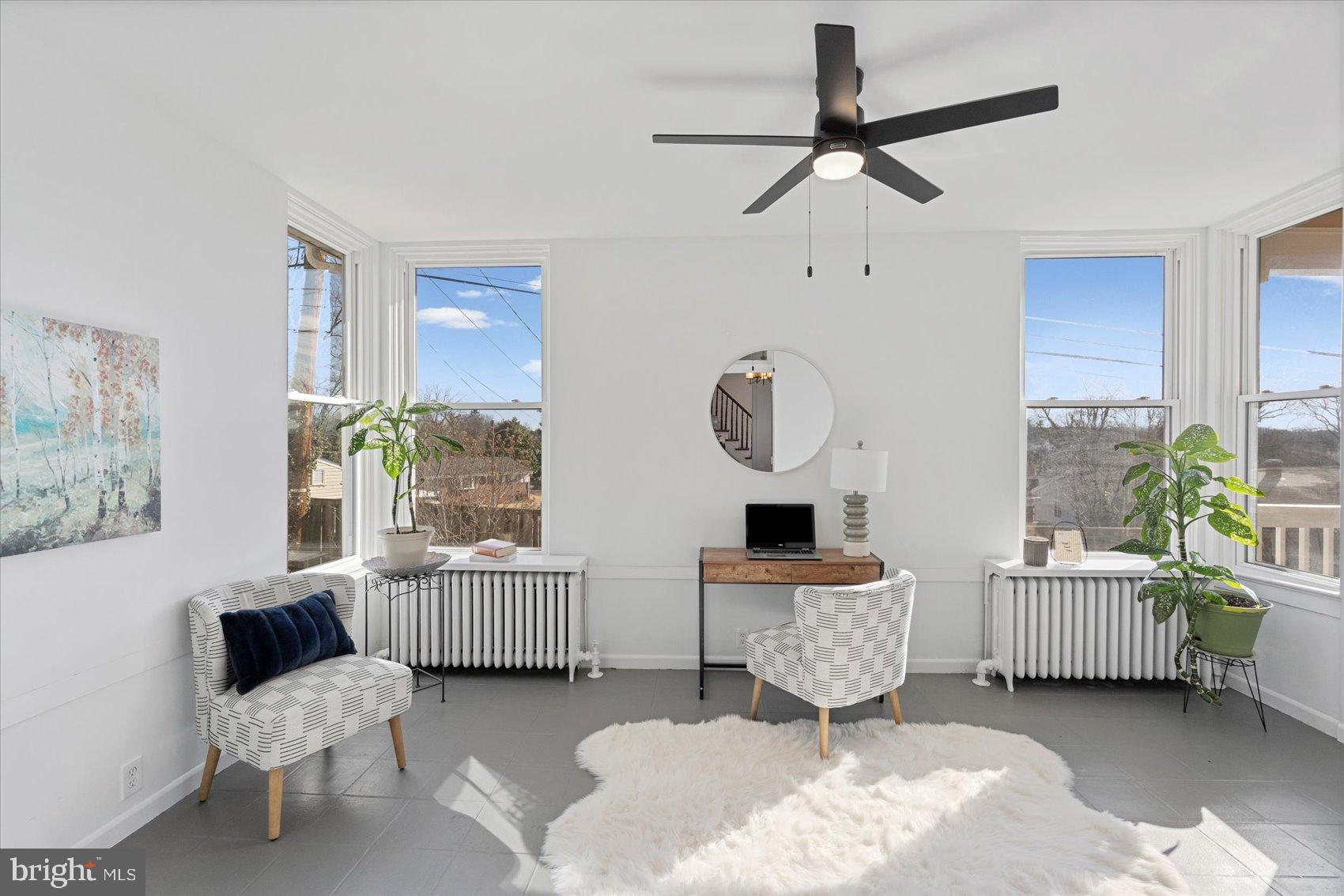 MAPLE HILL - Residential