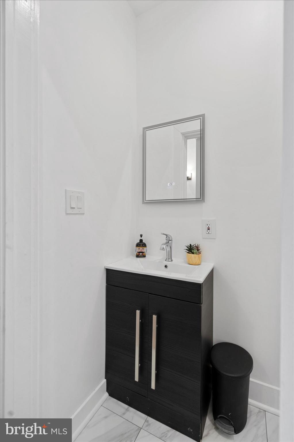 MAPLE HILL - Residential