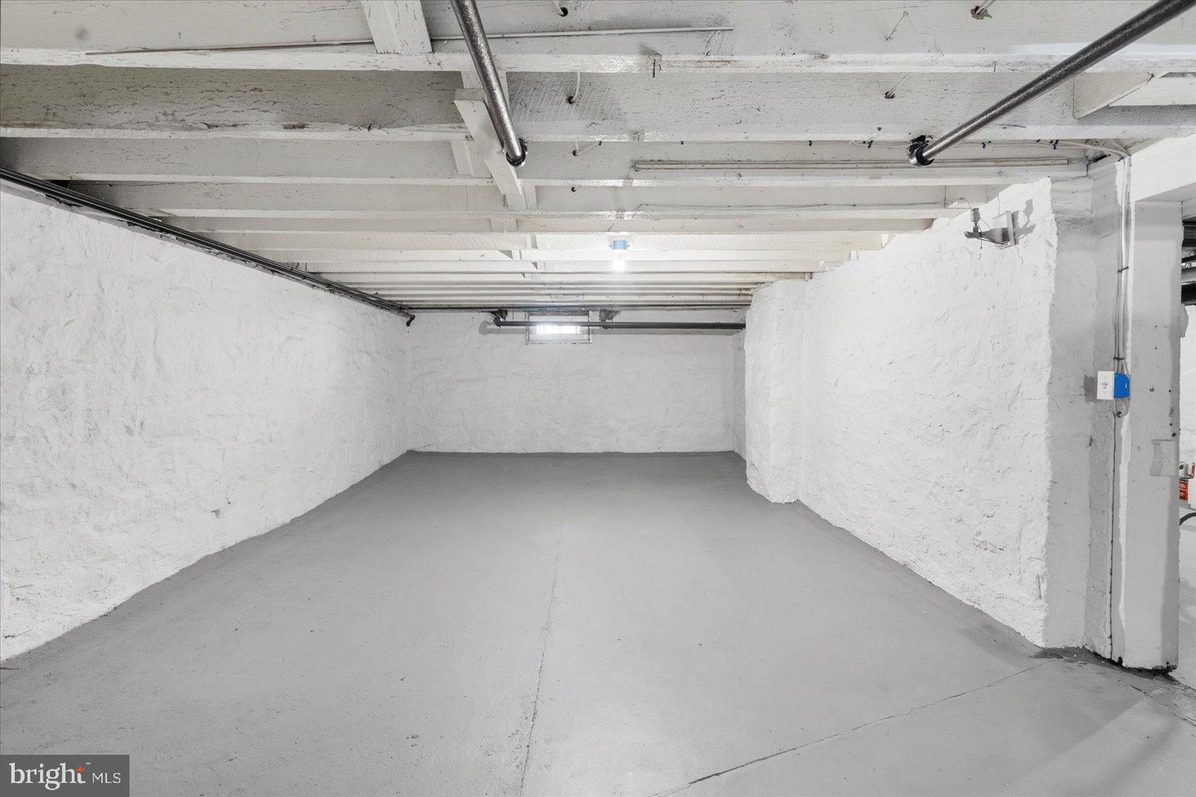 MAPLE HILL - Residential