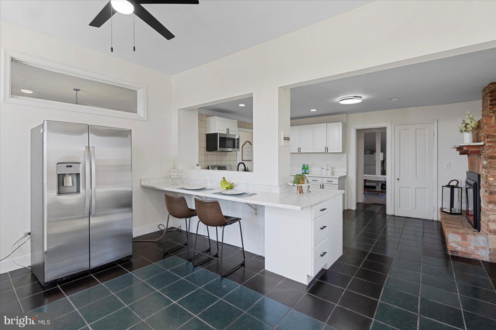 MAPLE HILL - Residential