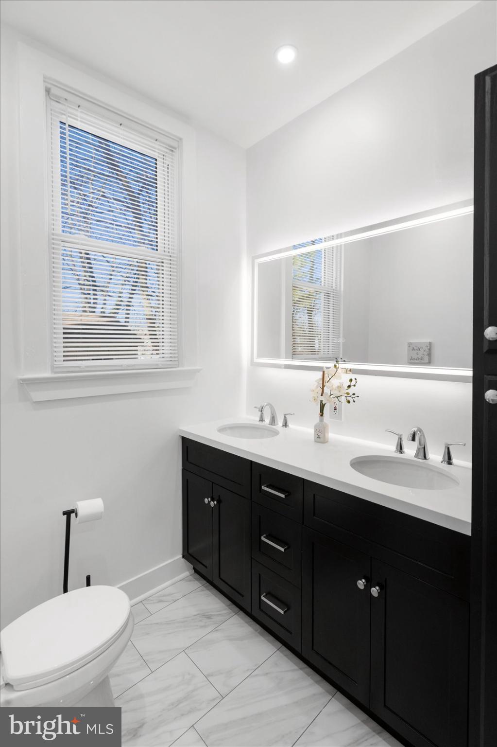 MAPLE HILL - Residential