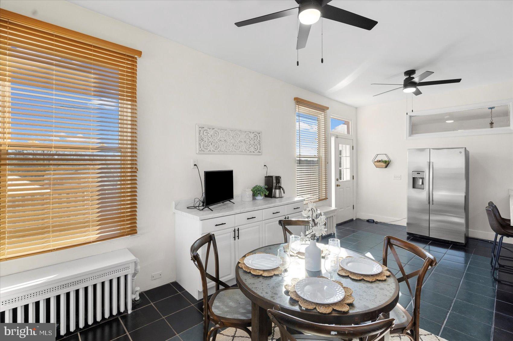 MAPLE HILL - Residential