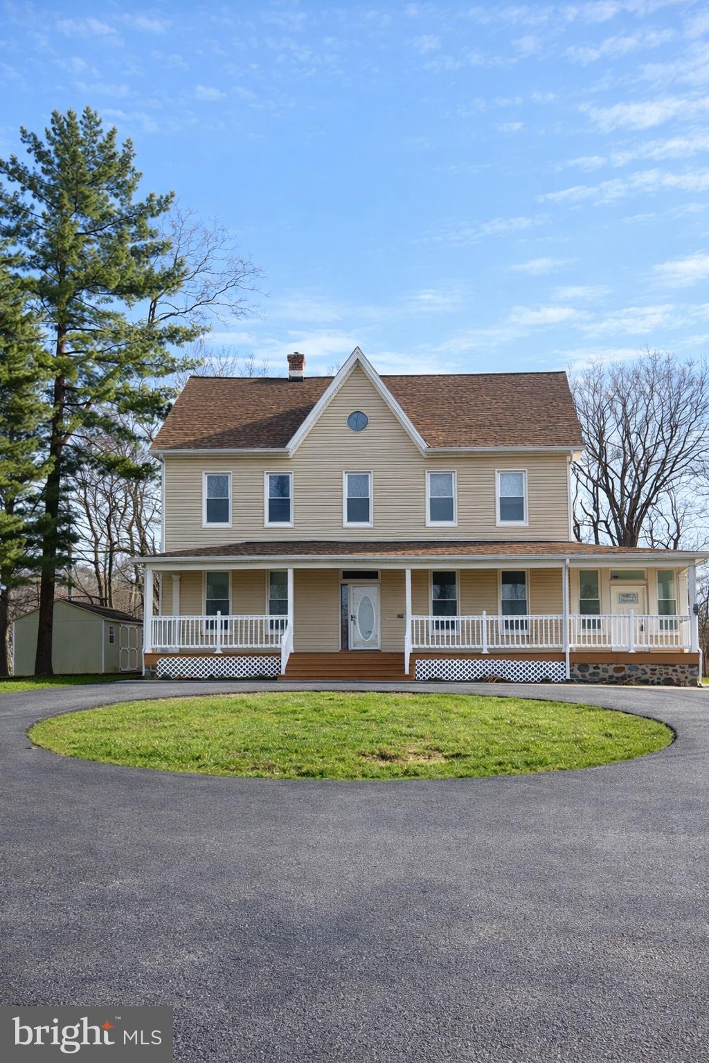 MAPLE HILL - Residential