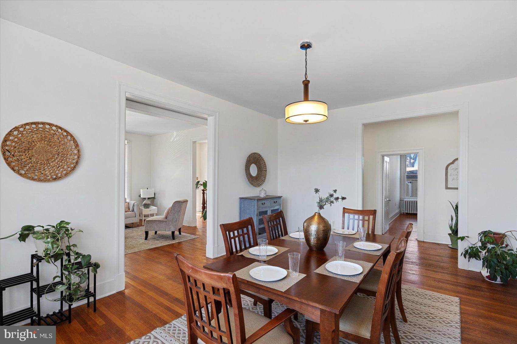 MAPLE HILL - Residential