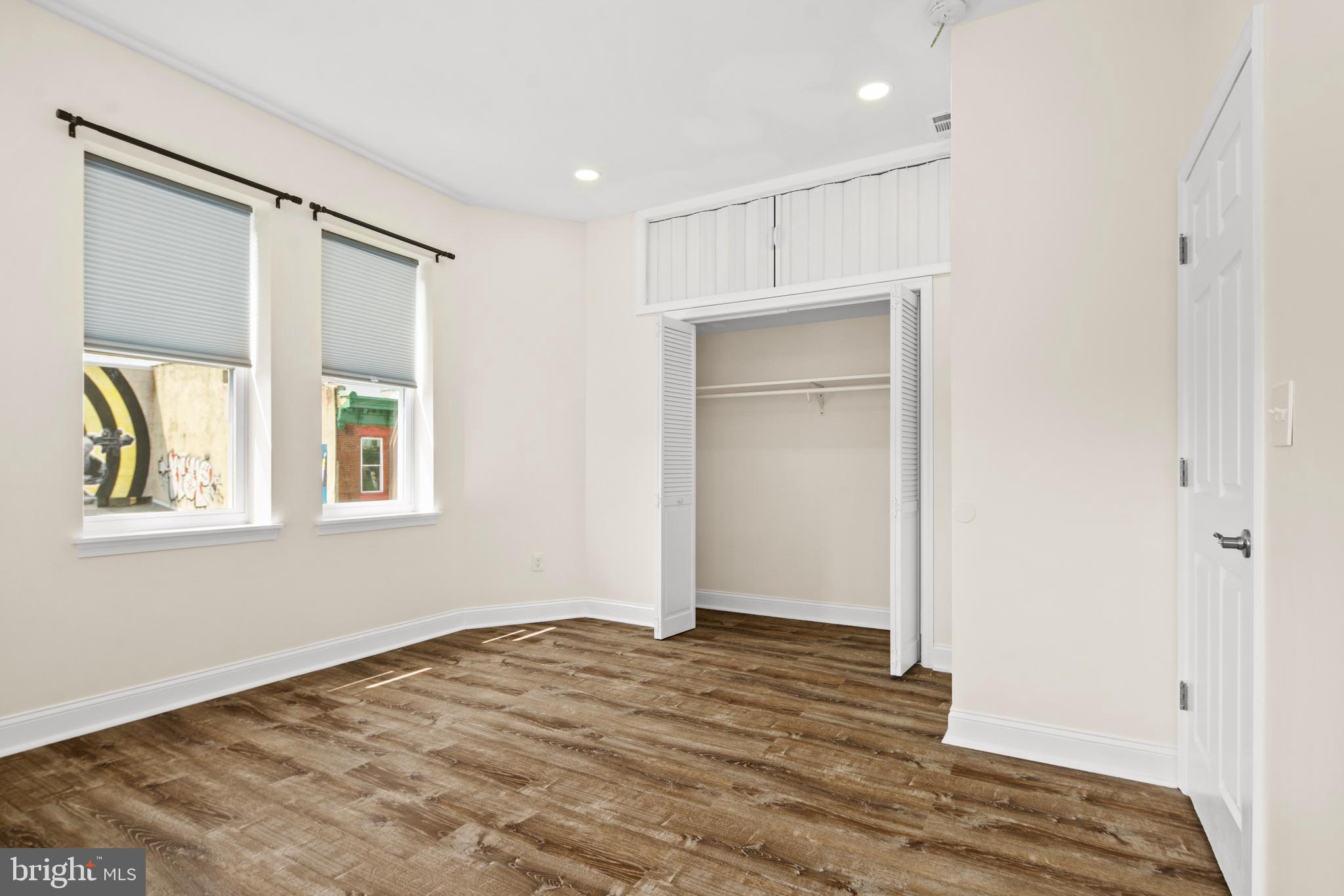 QUEEN VILLAGE - Residential Lease