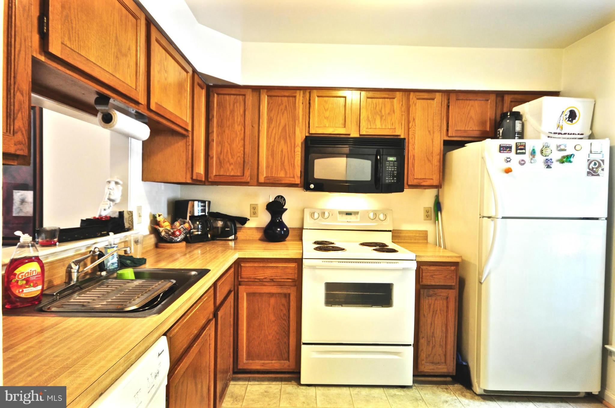 SOUTH KINGS STATION - Residential Lease