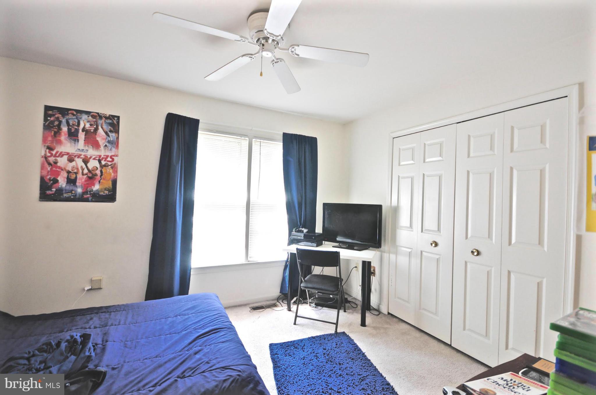 SOUTH KINGS STATION - Residential Lease