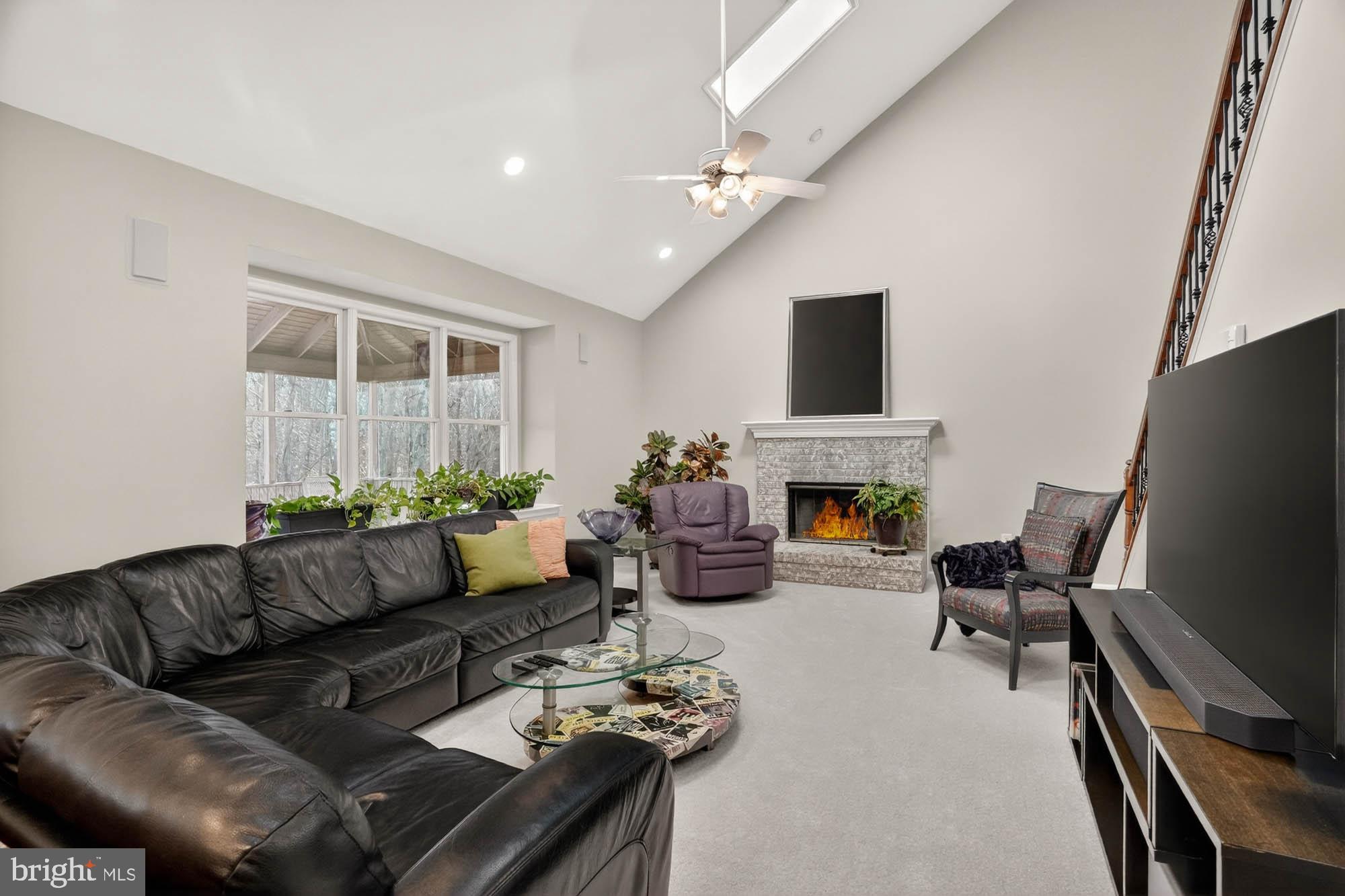 VILLAGE OF CEDAR RIDGE - Residential