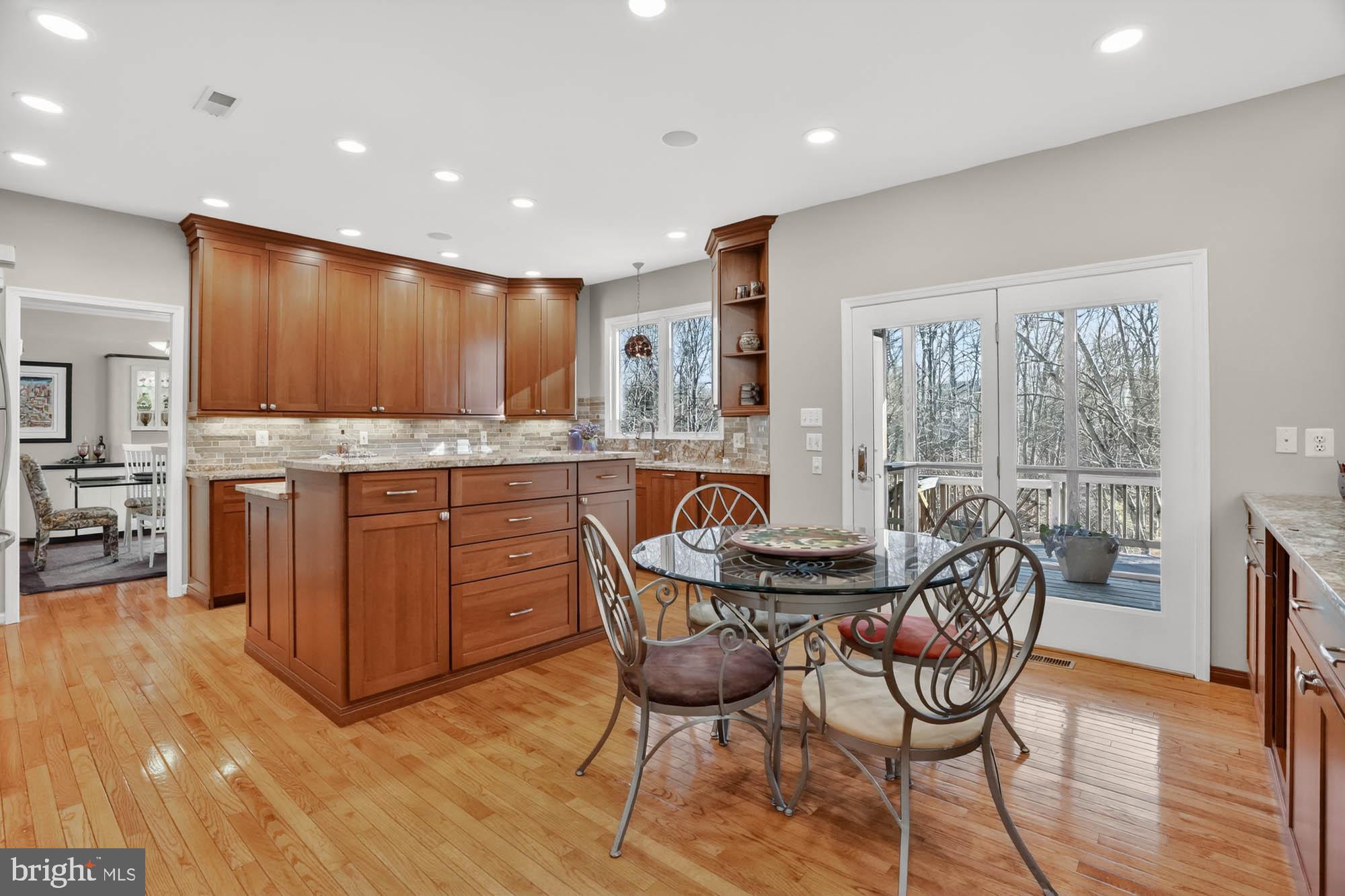 VILLAGE OF CEDAR RIDGE - Residential