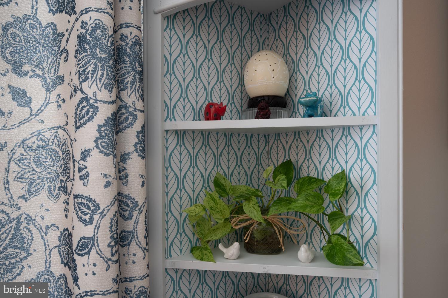 RIVER TOWERS - Residential