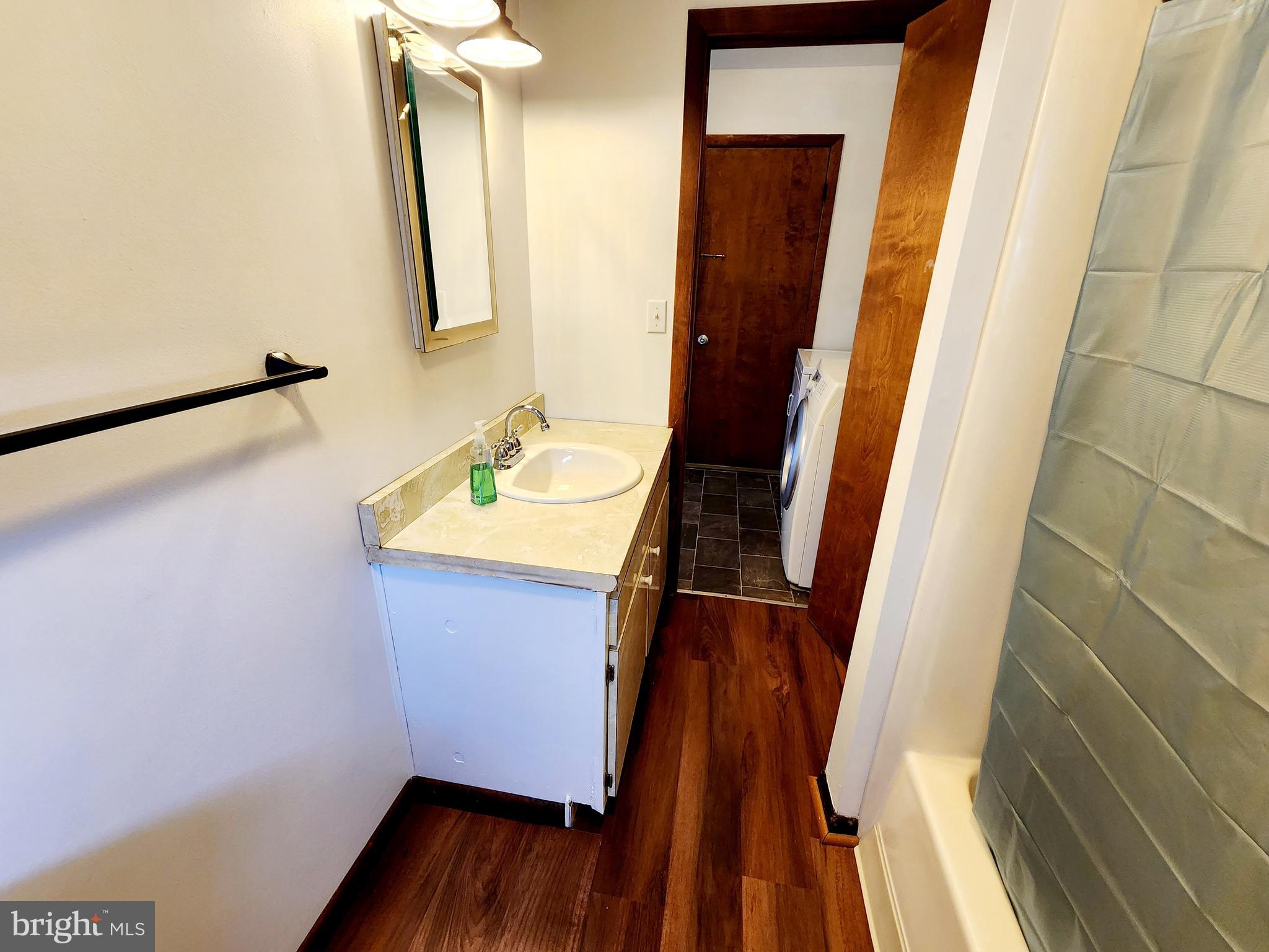 RAWLINGS HEIGHTS - Residential Income