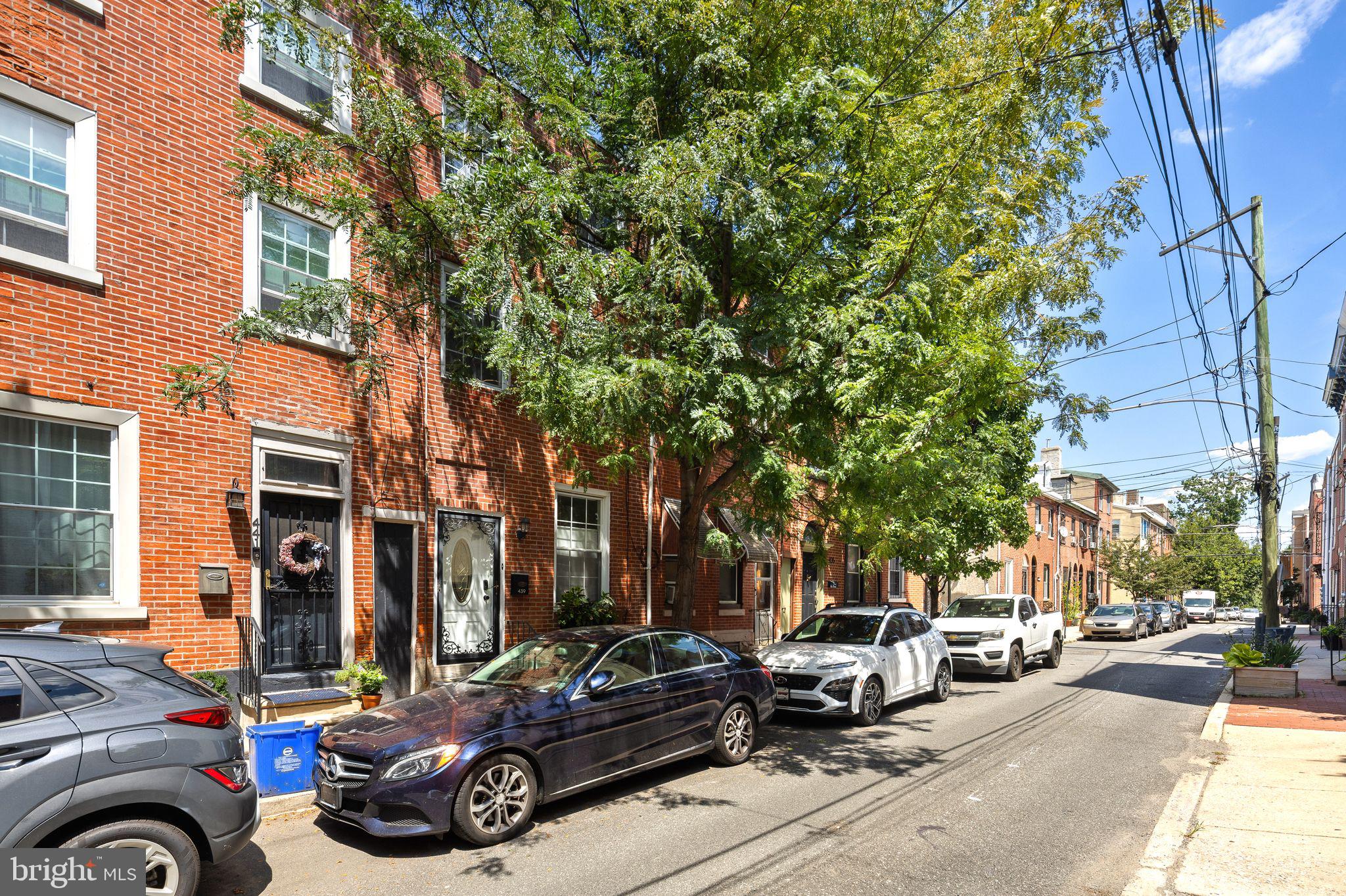 439 W GEORGE STREET