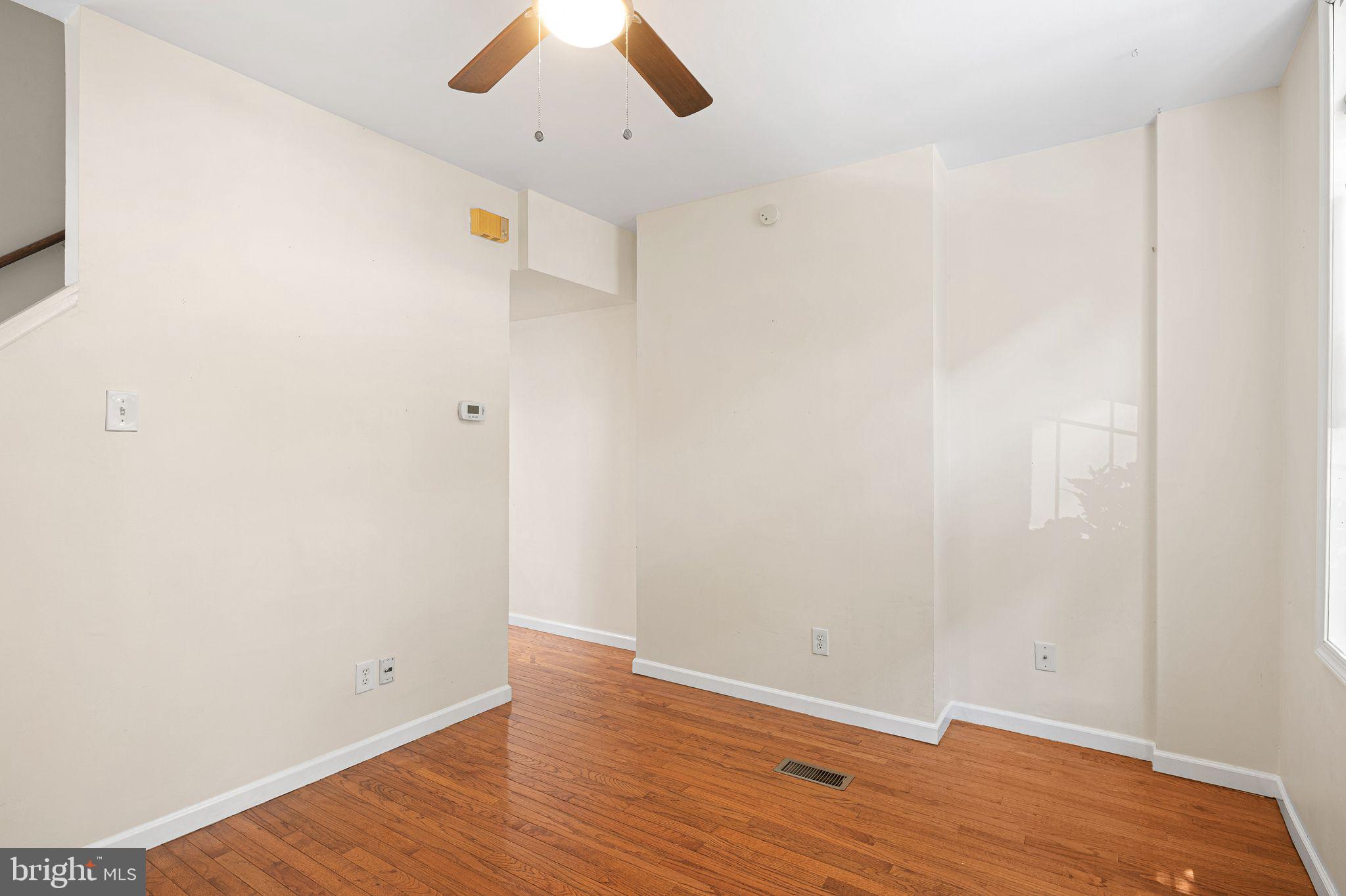 439 W GEORGE STREET