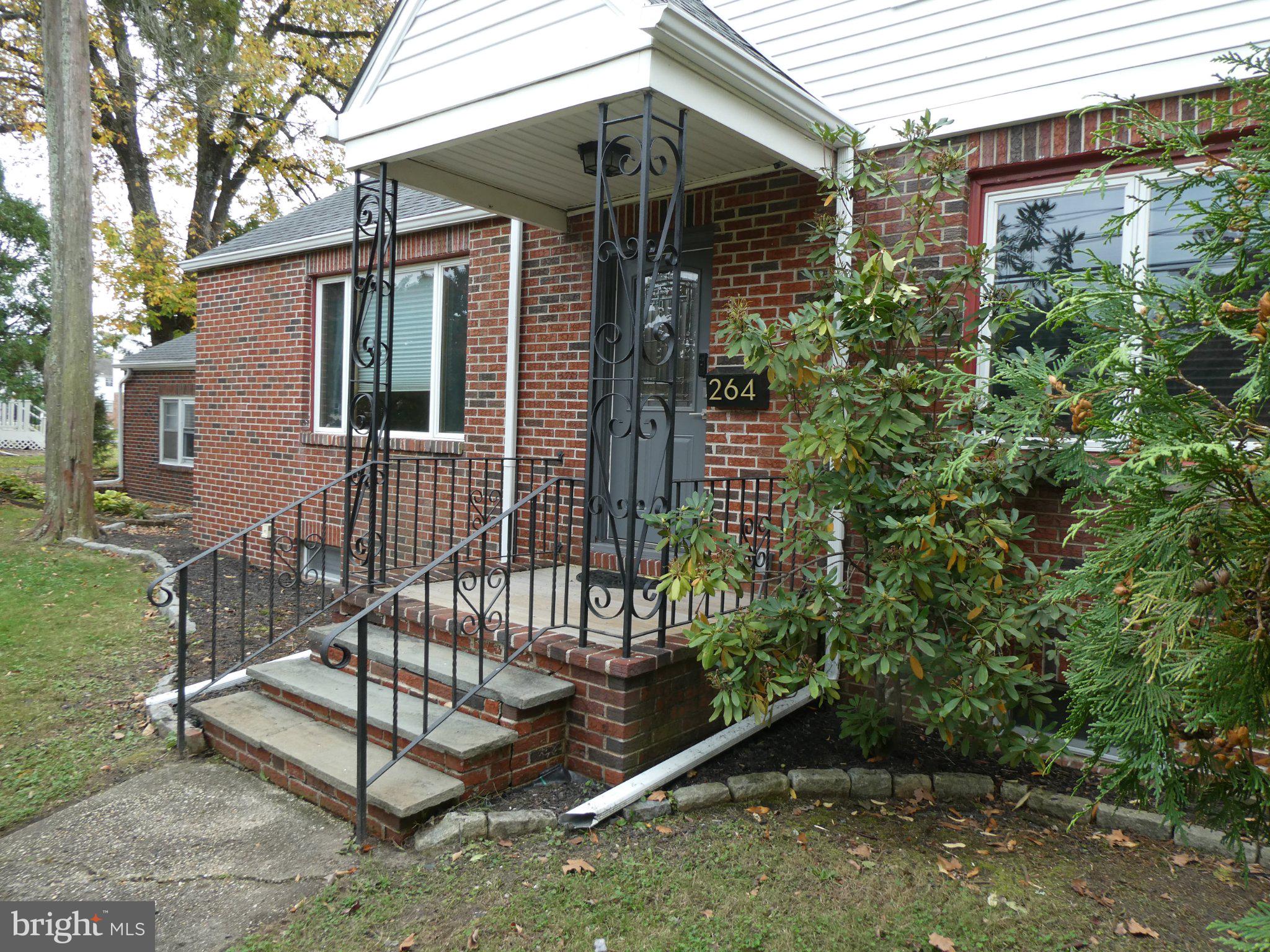 264 S WHITE HORSE PIKE