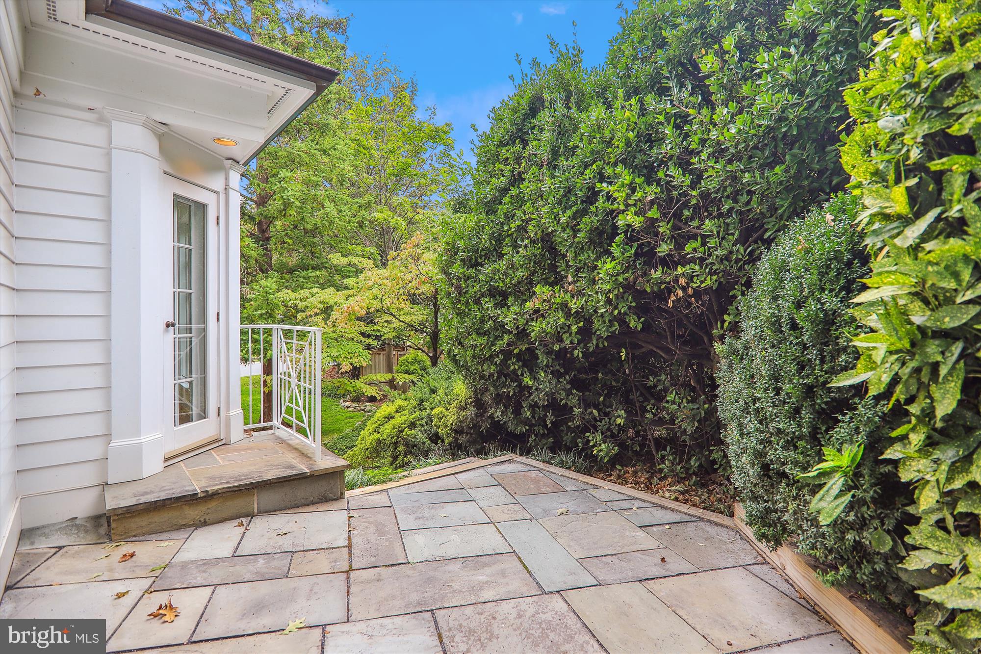 ROLLINGWOOD - Residential