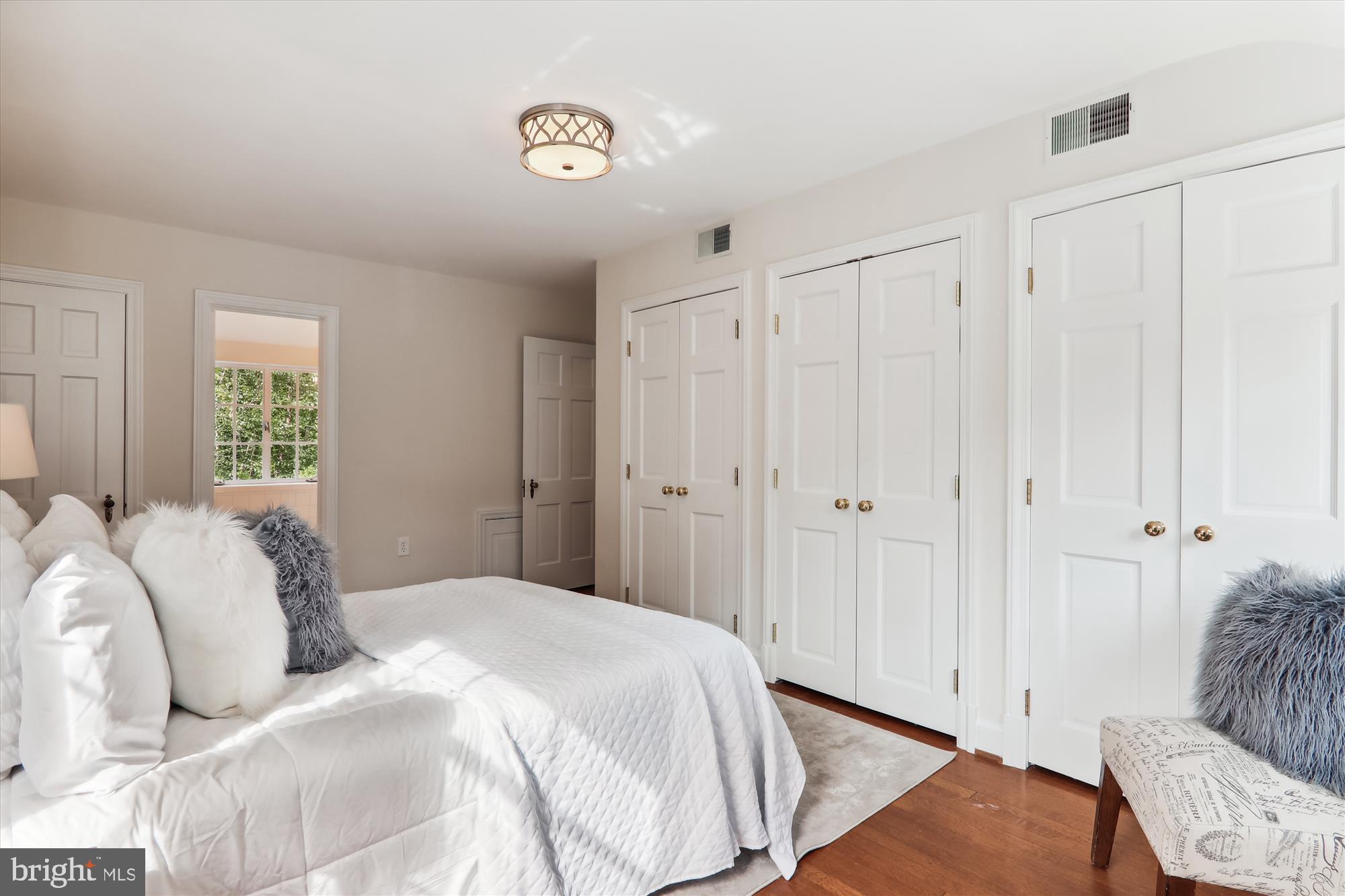 ROLLINGWOOD - Residential