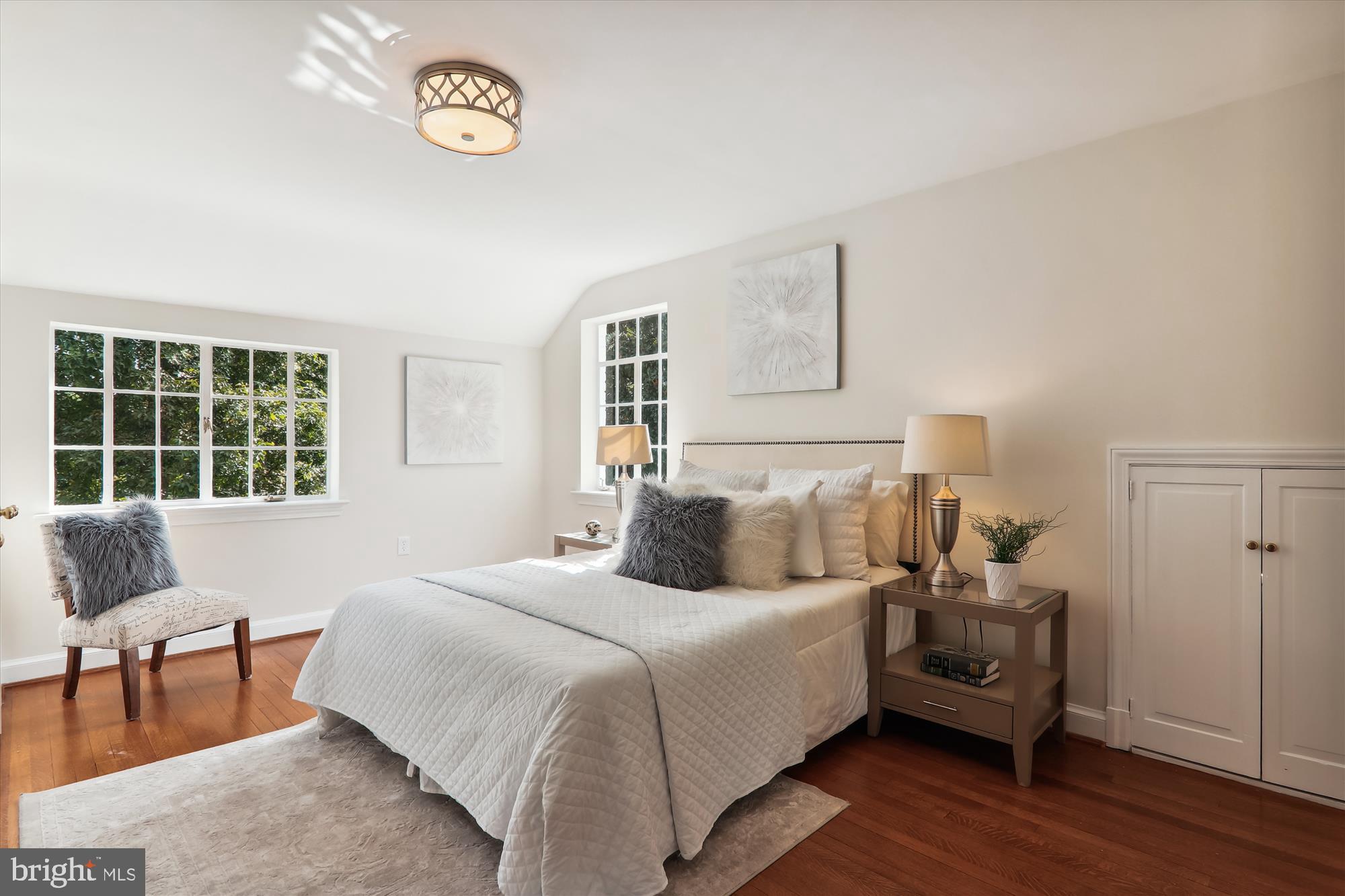 ROLLINGWOOD - Residential