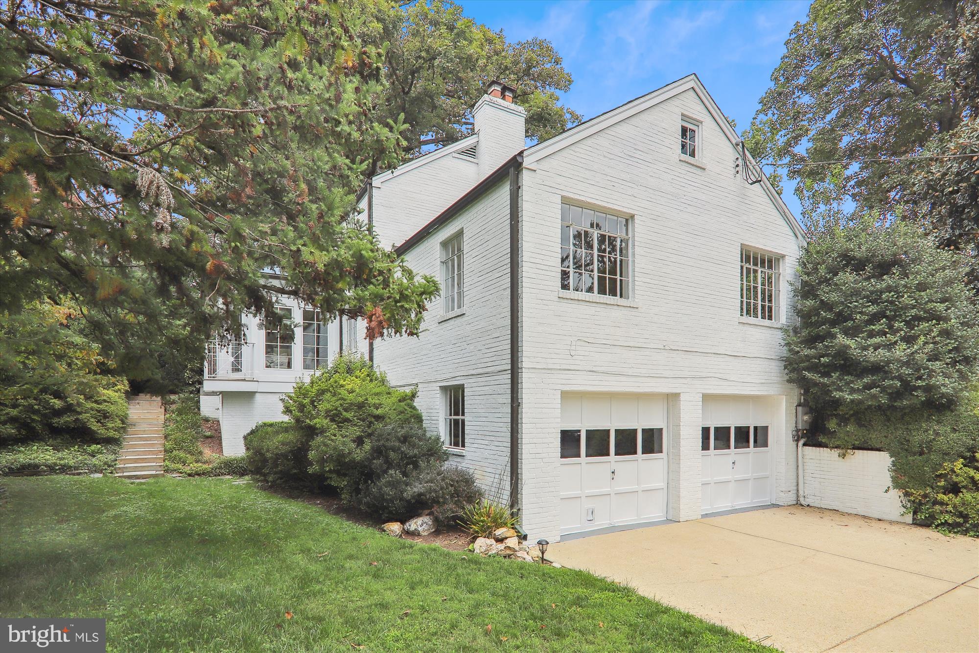 ROLLINGWOOD - Residential