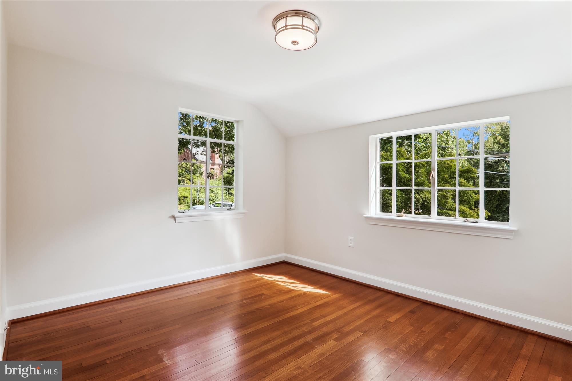 ROLLINGWOOD - Residential