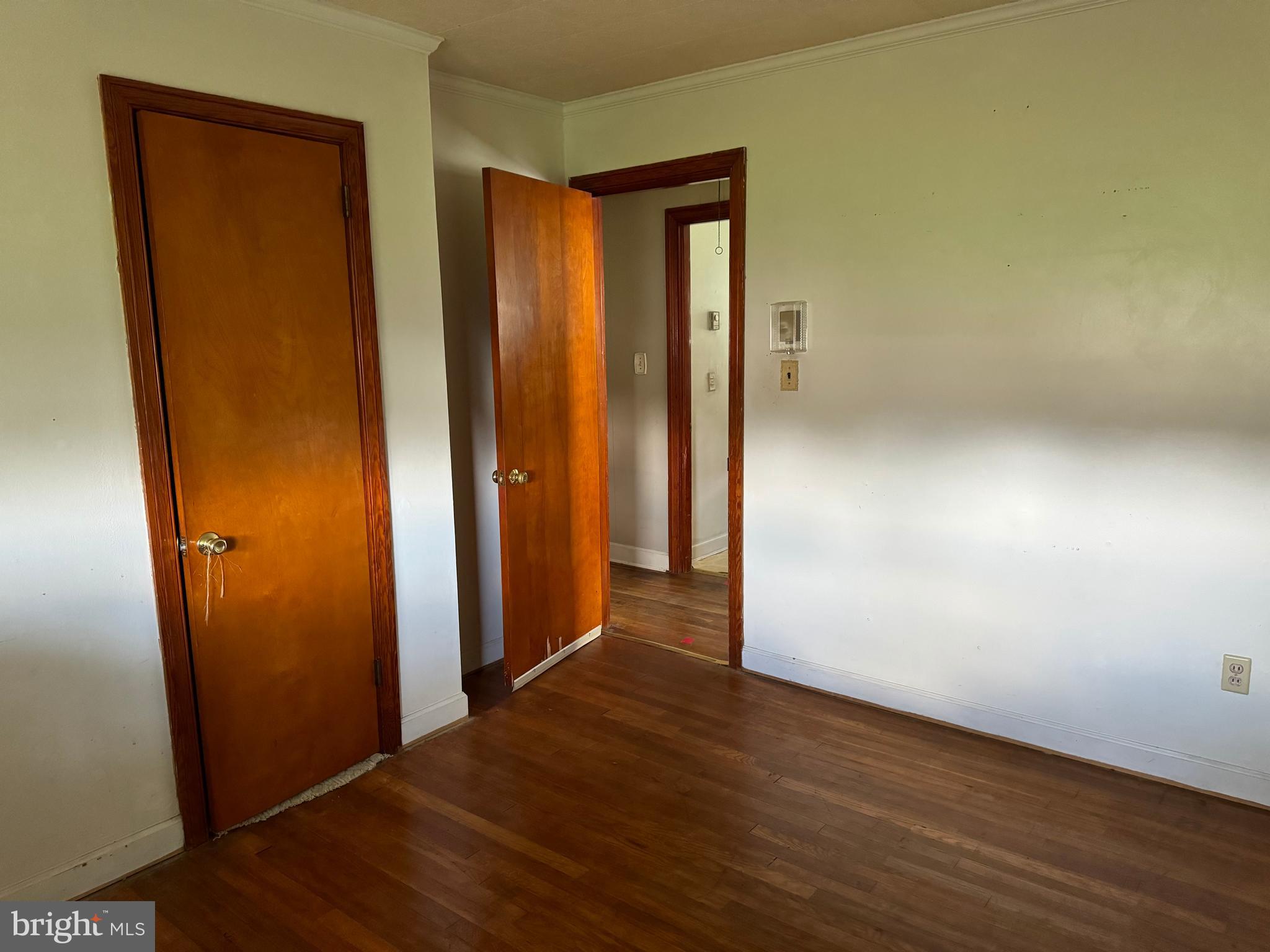 MOSS HILL ACRES - Residential