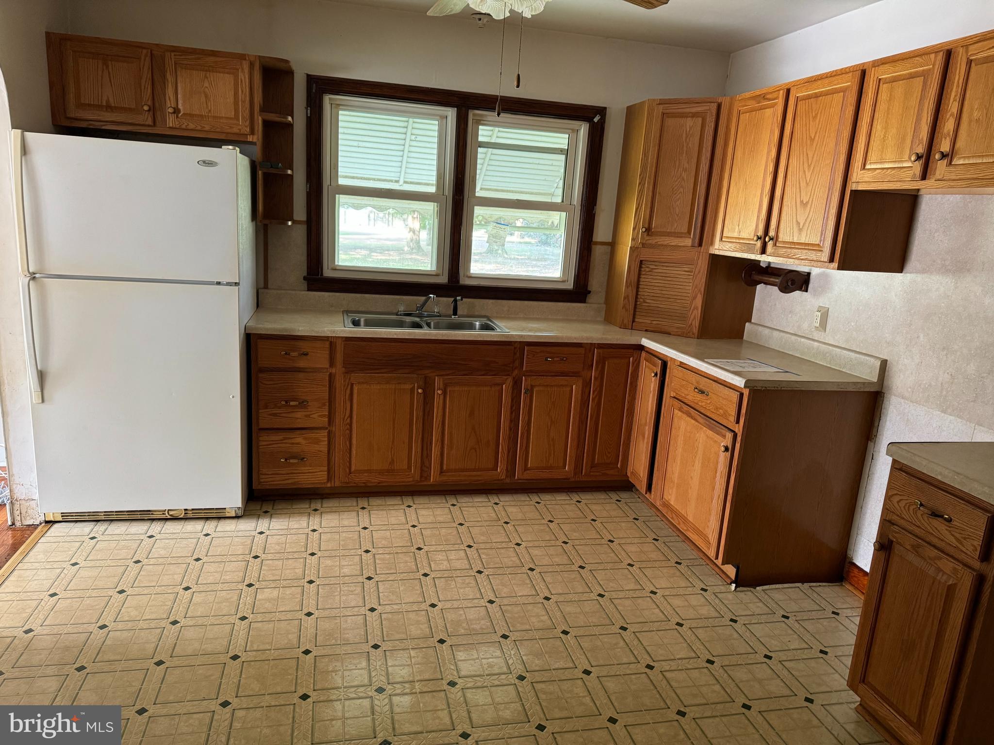 MOSS HILL ACRES - Residential