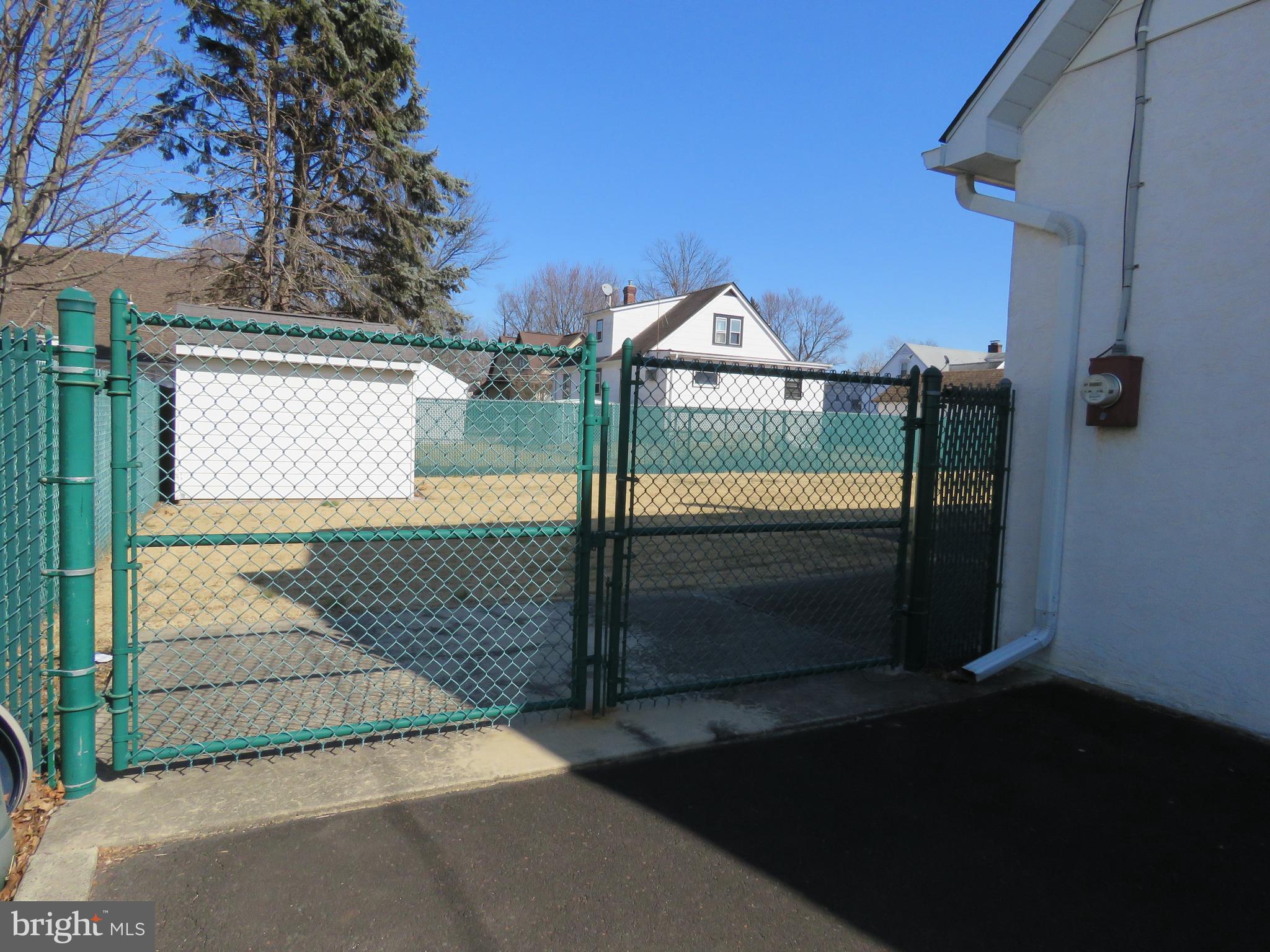 ANDALUSIA - Residential