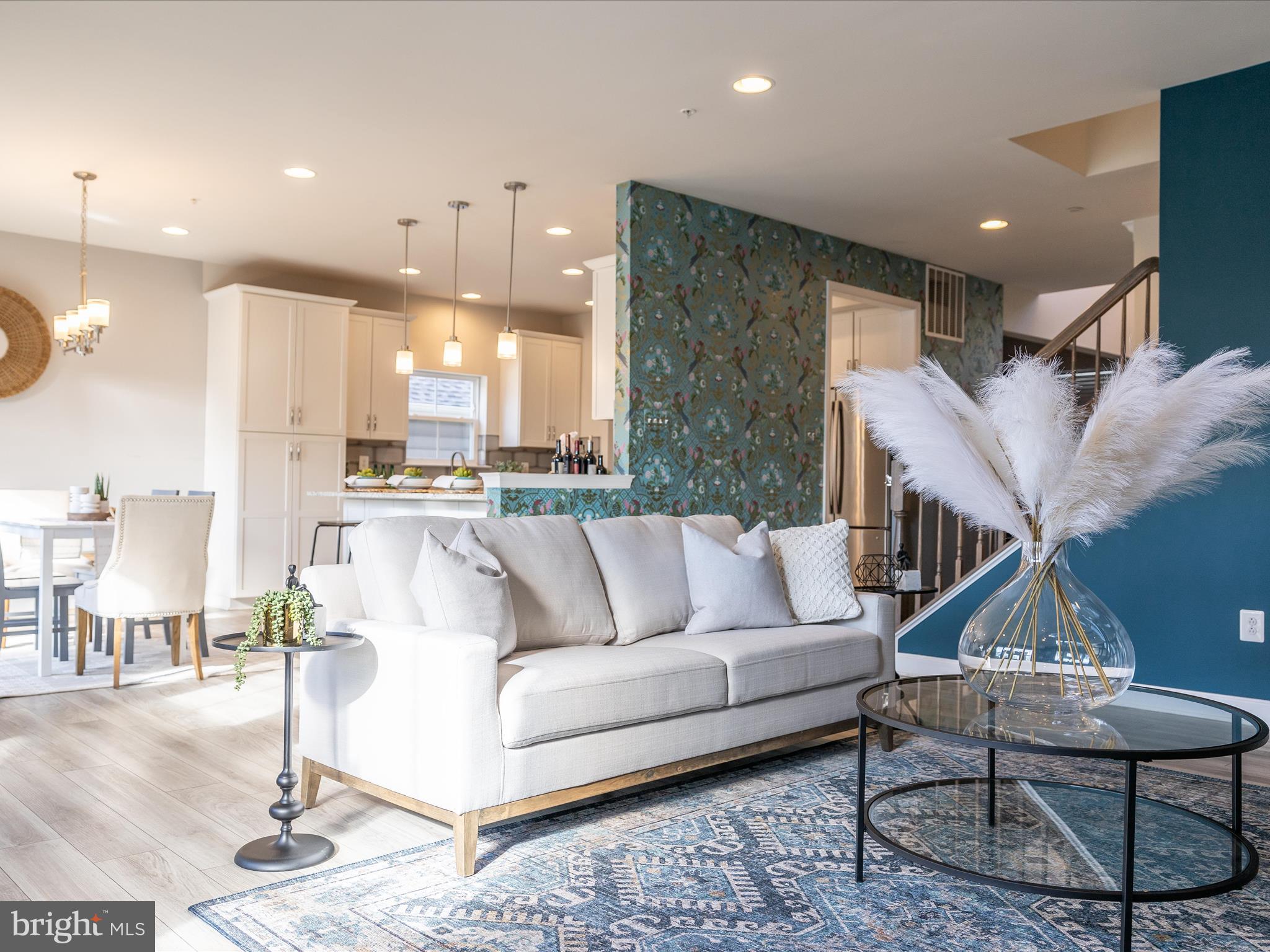 LANDSDALE - Residential