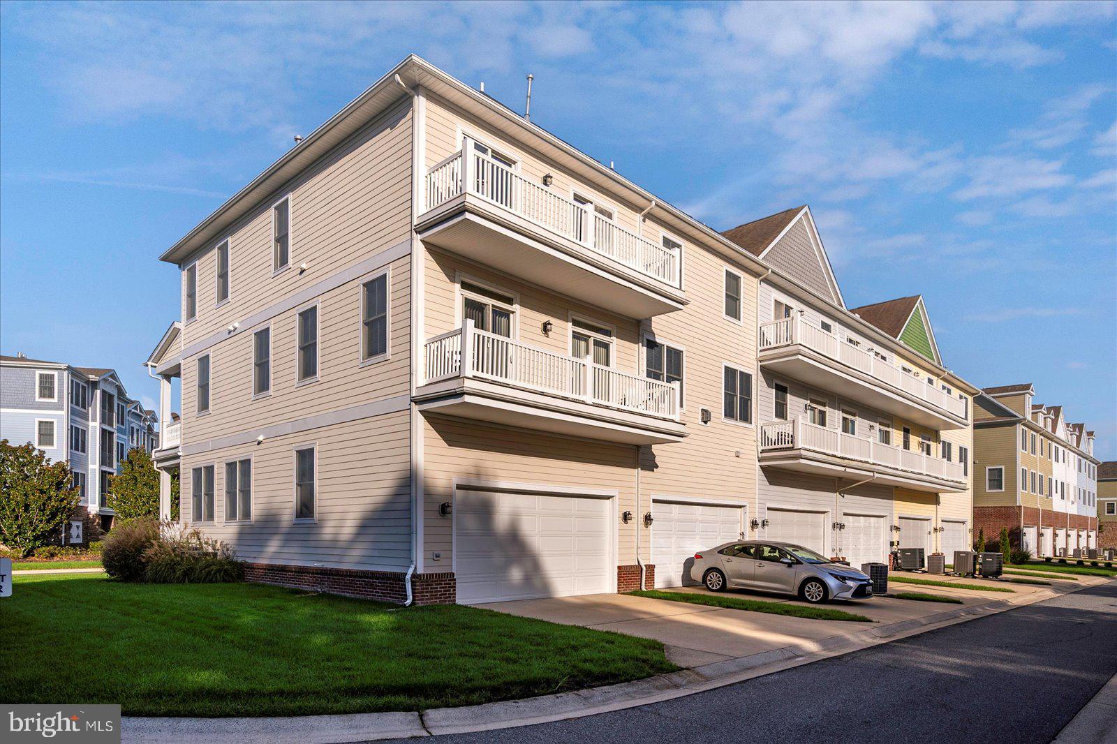 BAYSIDE - Residential