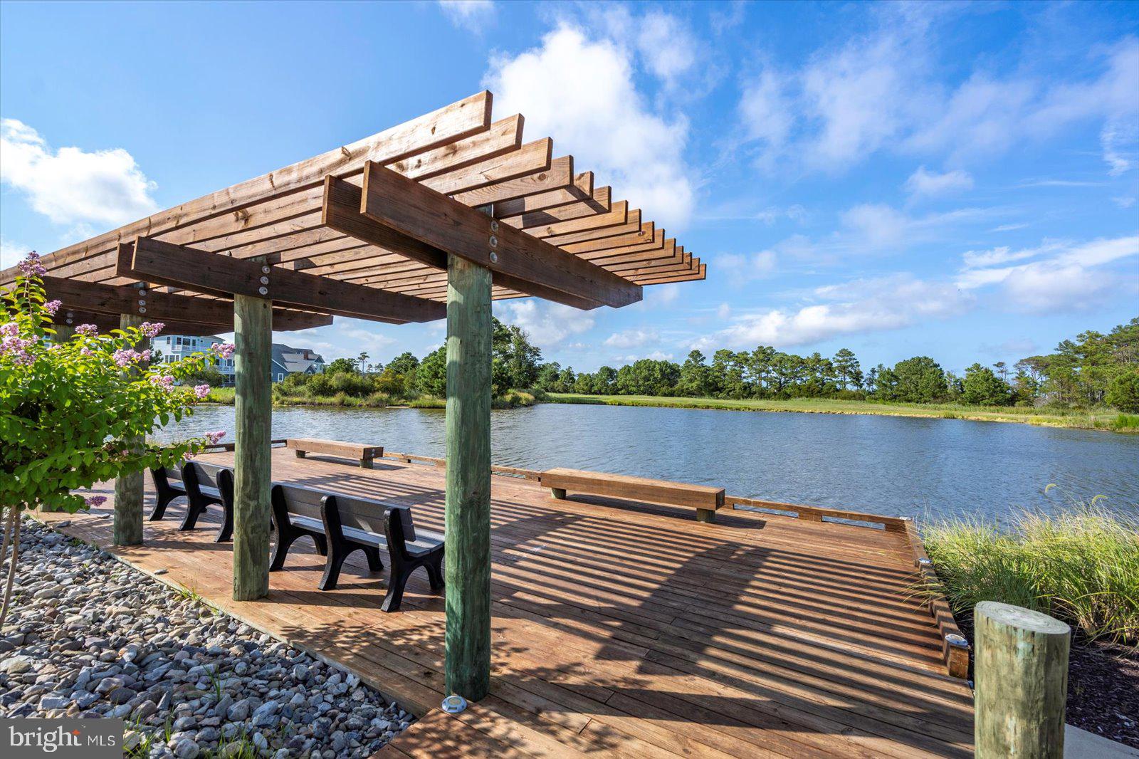 BAYSIDE - Residential