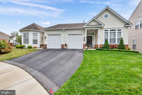 Photo of 9911 Stonewood Court, UPPER MARLBORO, MD 20772 (MLS # MDPG2177120)