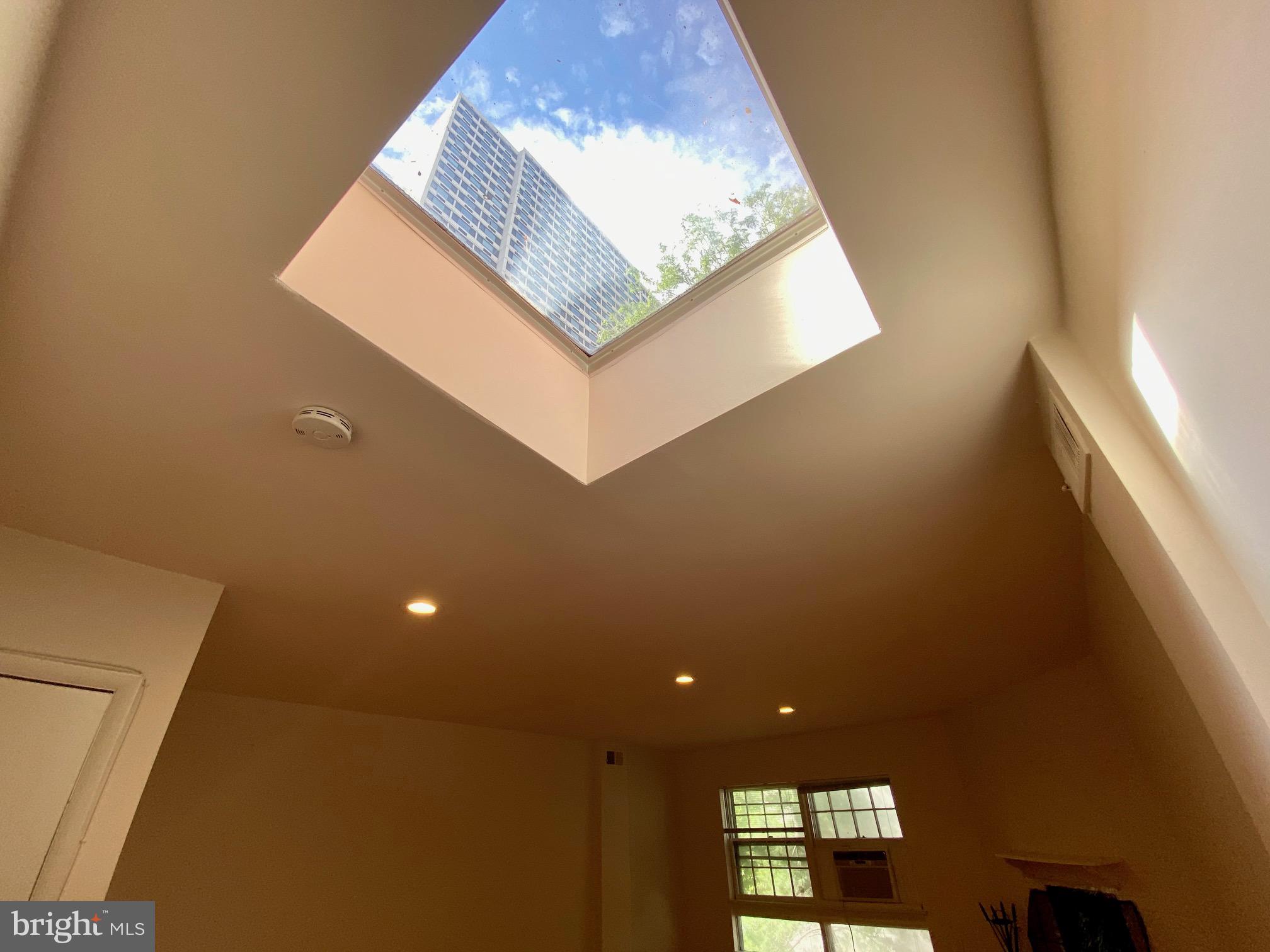 RITTENHOUSE SQUARE - Residential Lease